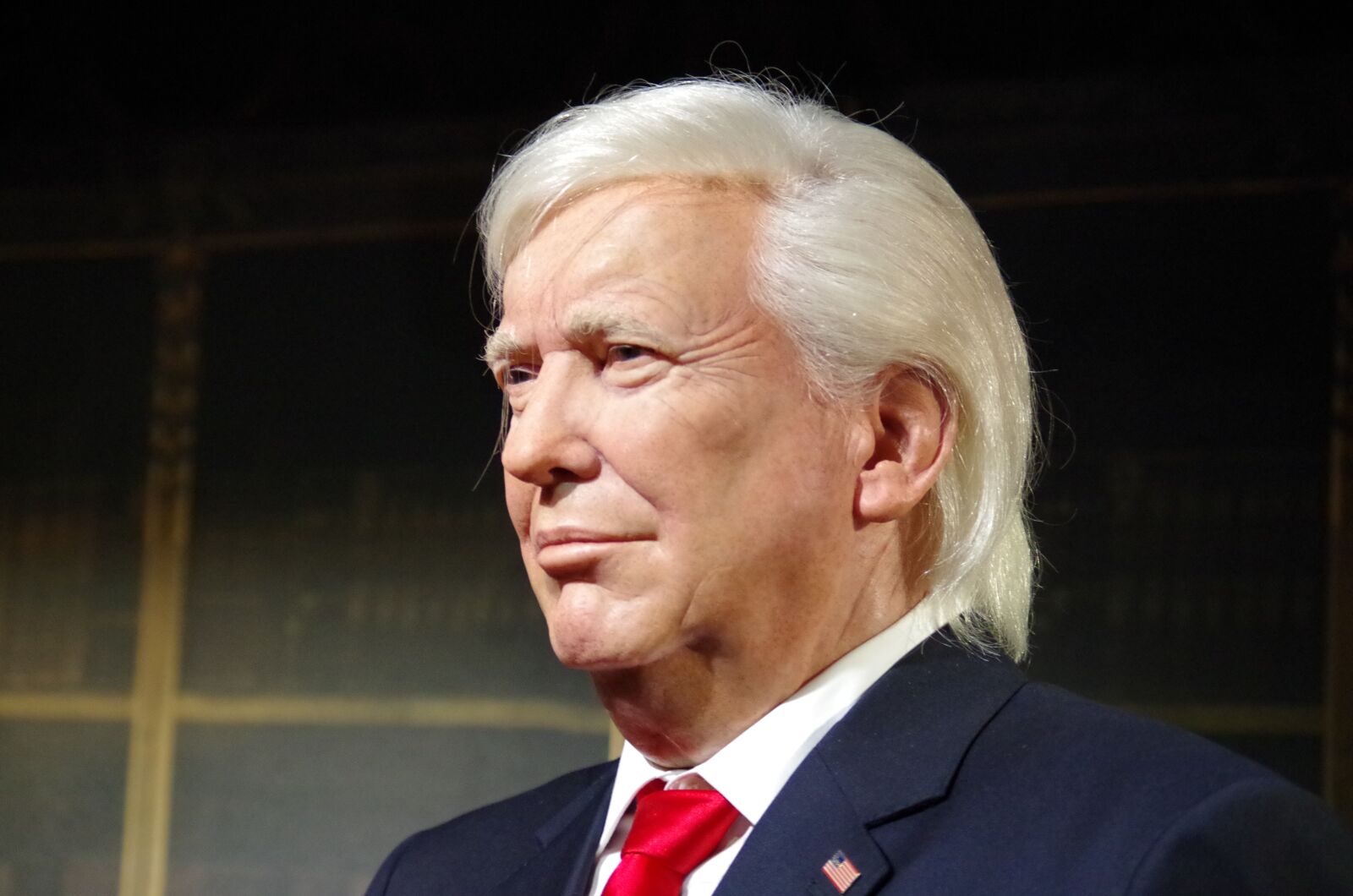 Pentax K-500 sample photo. Trump, the president of photography