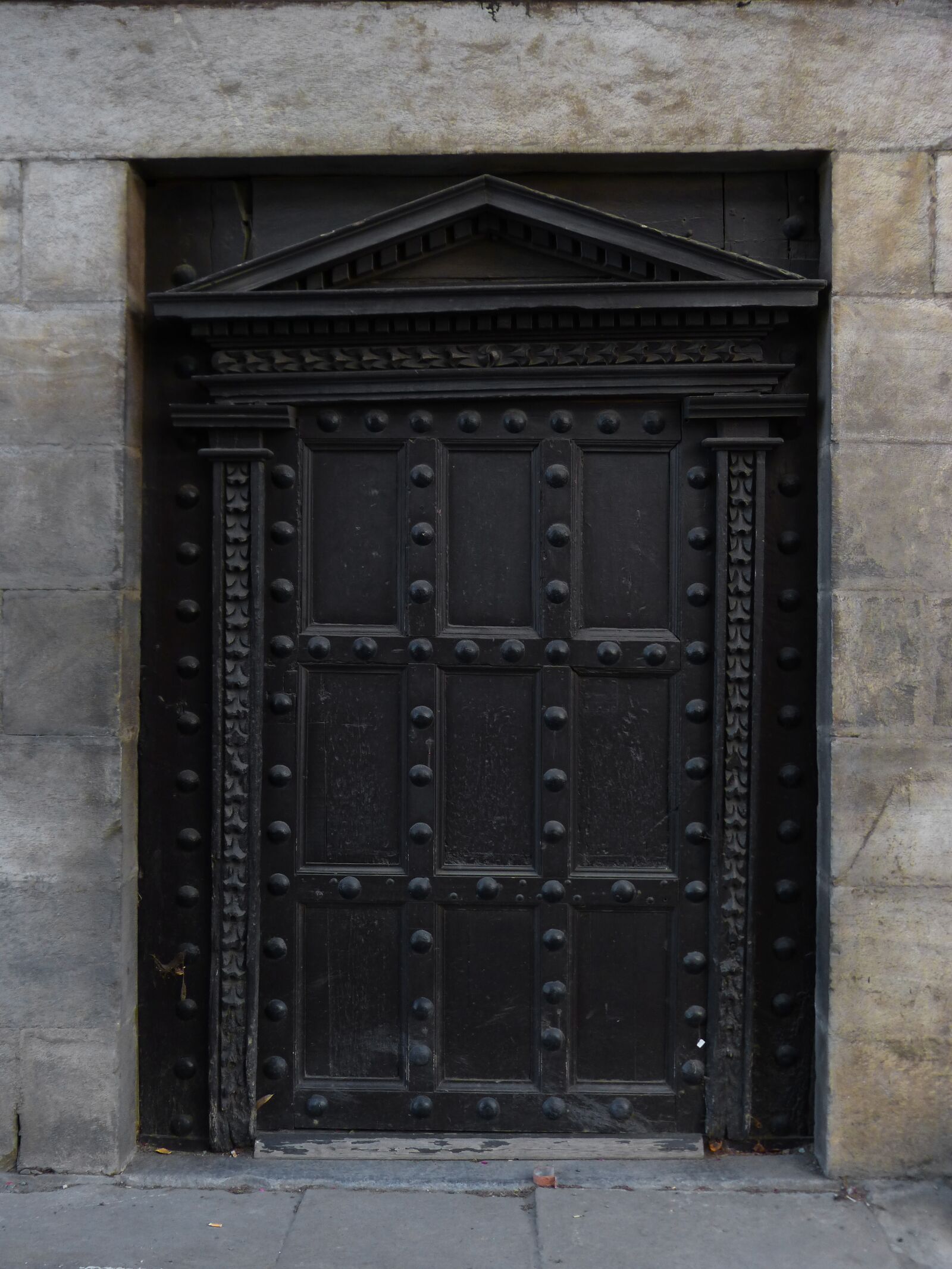 Panasonic DMC-FZ62 sample photo. Door, crafts, portal photography