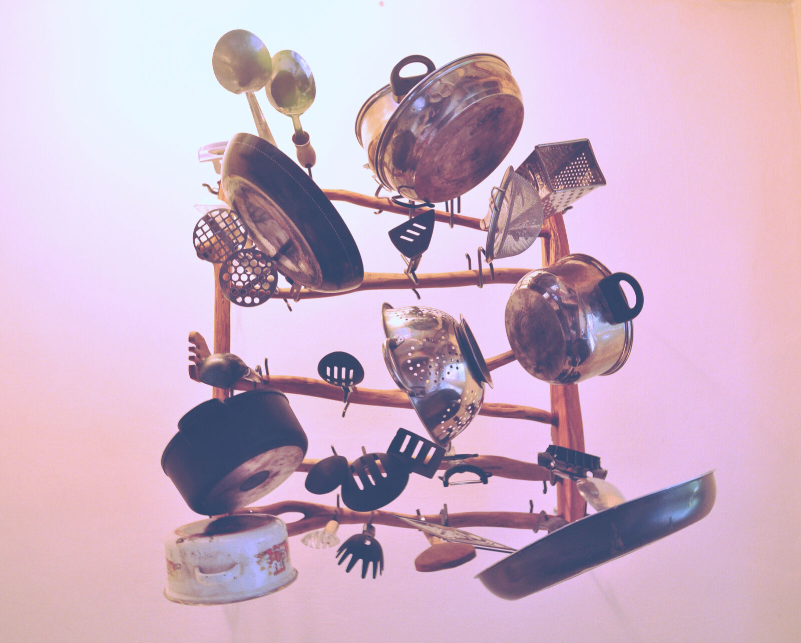 Nikon D90 sample photo. Kitchen, cookware, piled, up photography