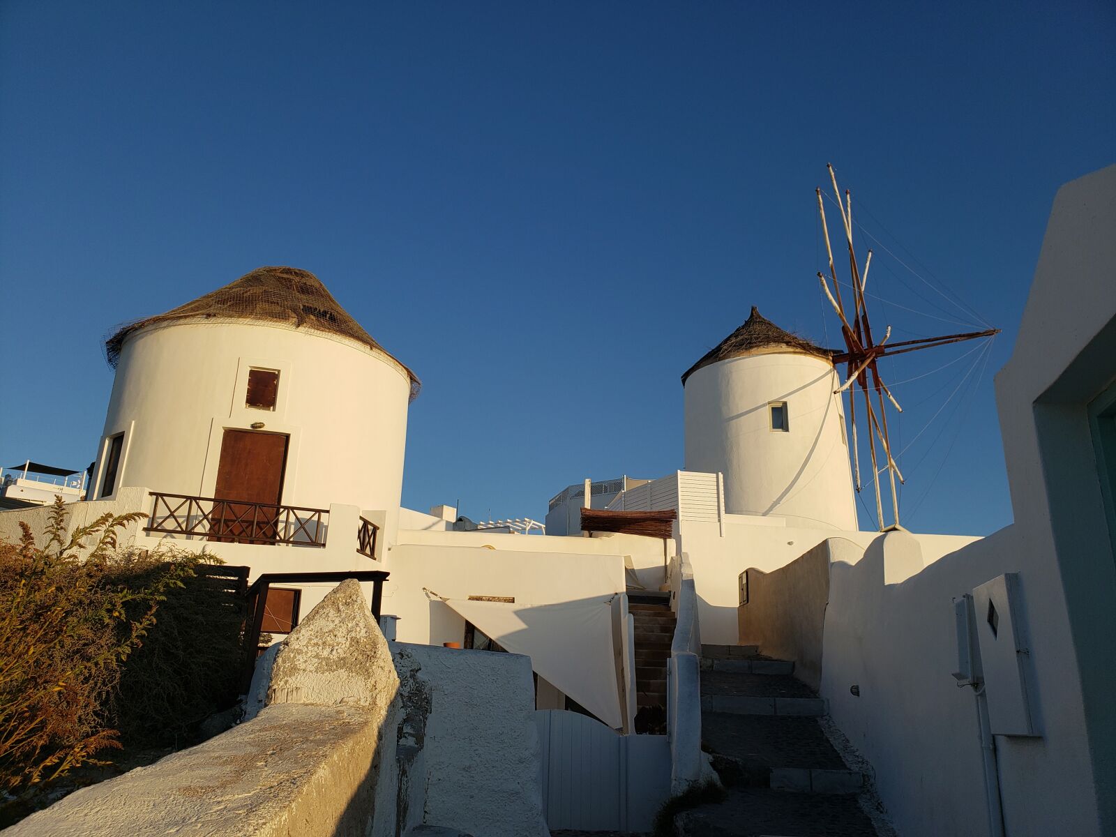 Samsung Galaxy S9+ sample photo. Santorini, greece, island photography