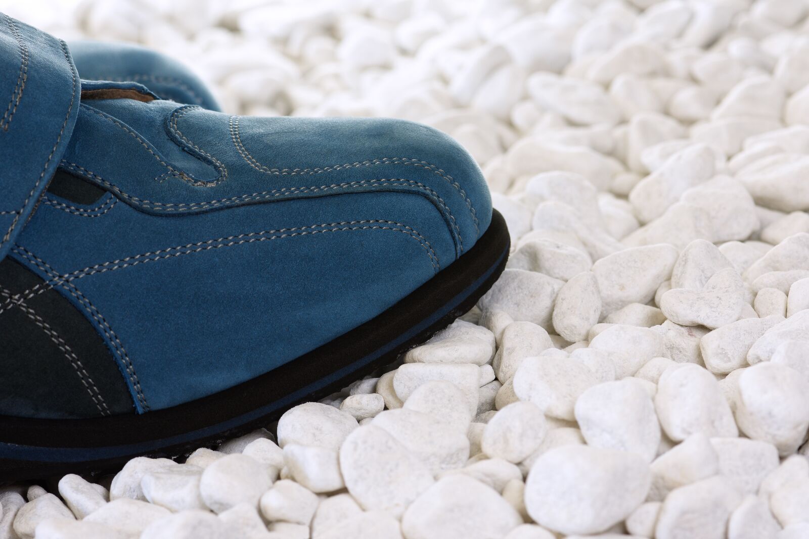 Nikon D7200 sample photo. Shoes, leather, pair photography