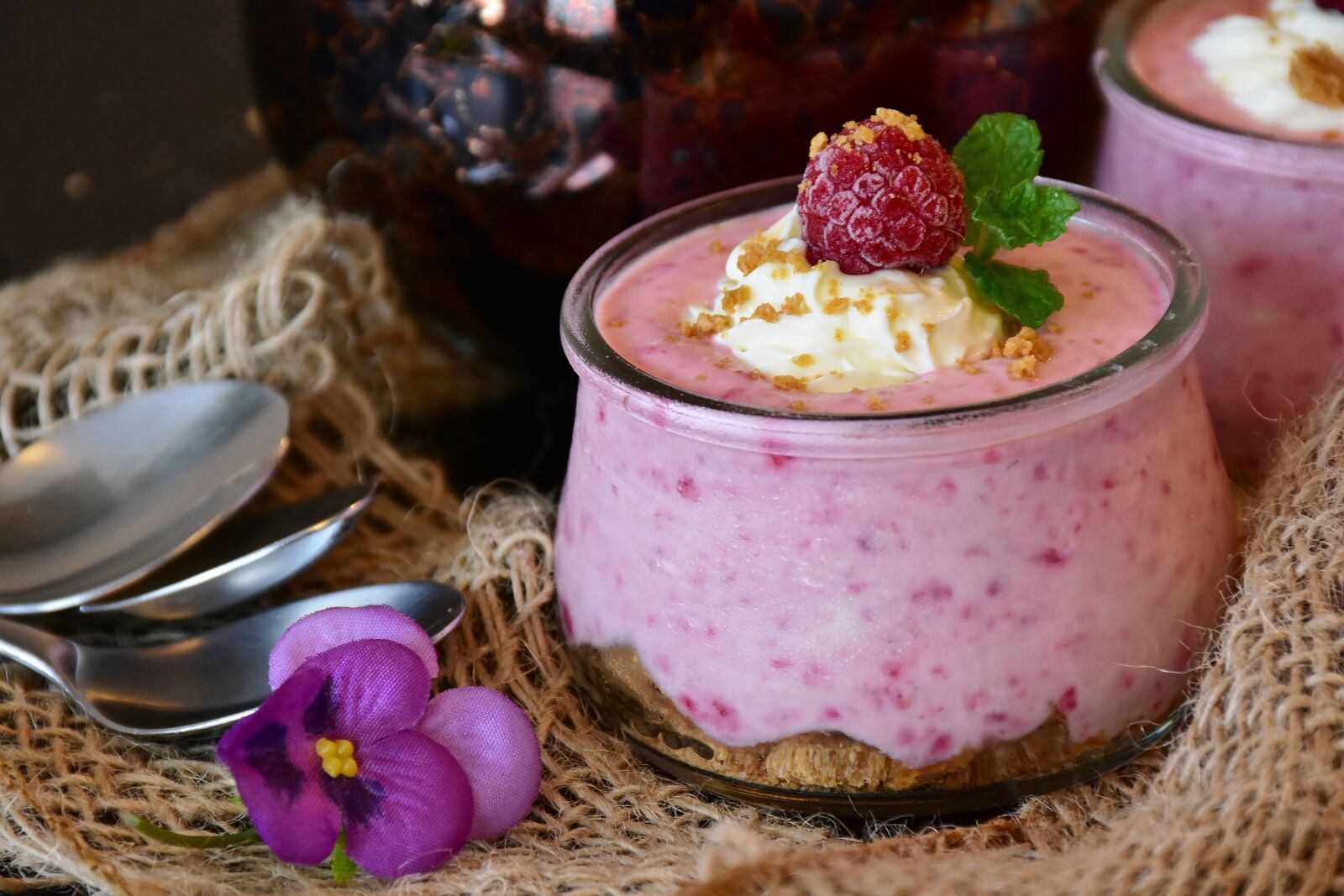 Nikon D7200 sample photo. Quark, quark cream, raspberries photography