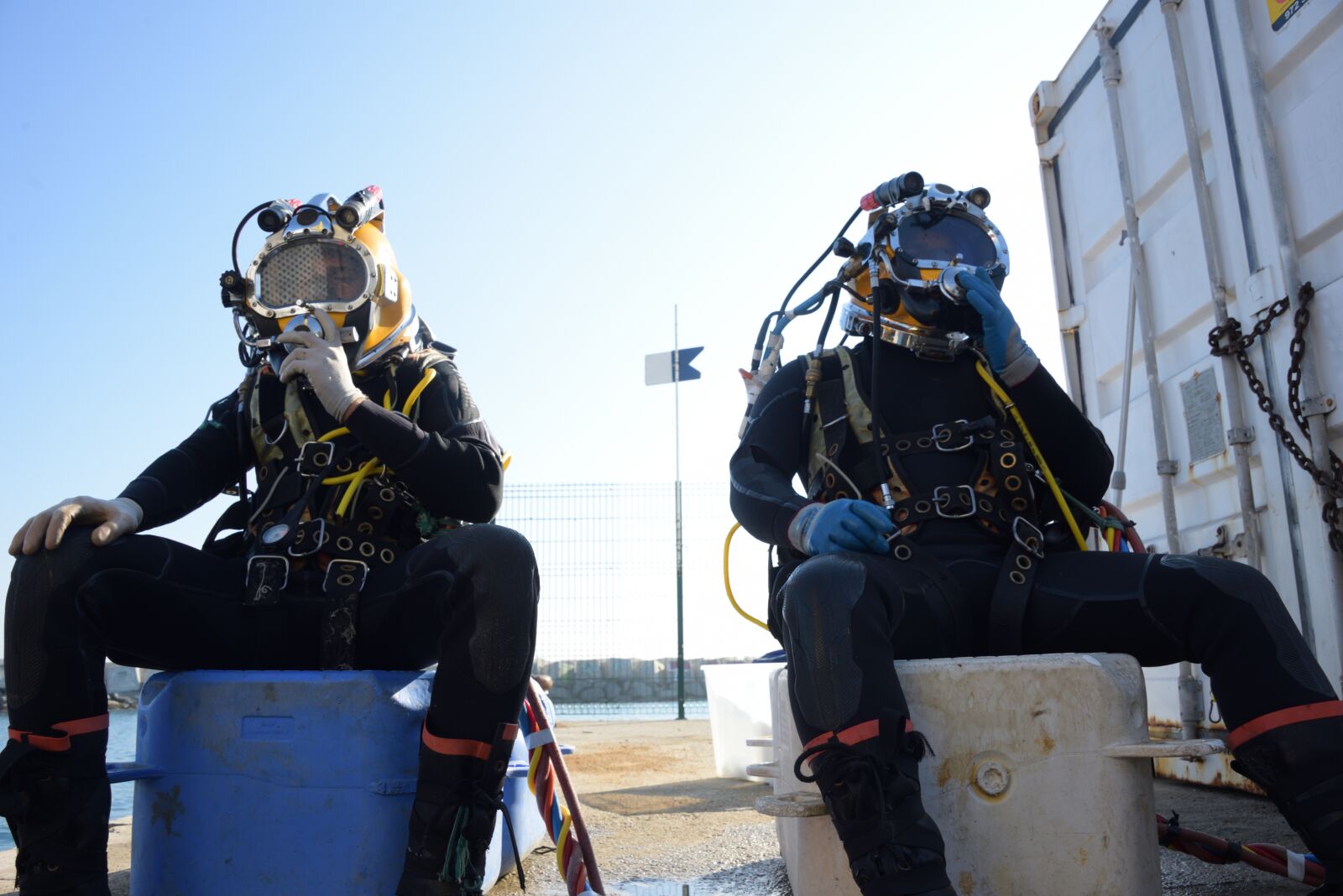 Nikon D750 sample photo. Commercial diver, diving, helmet photography
