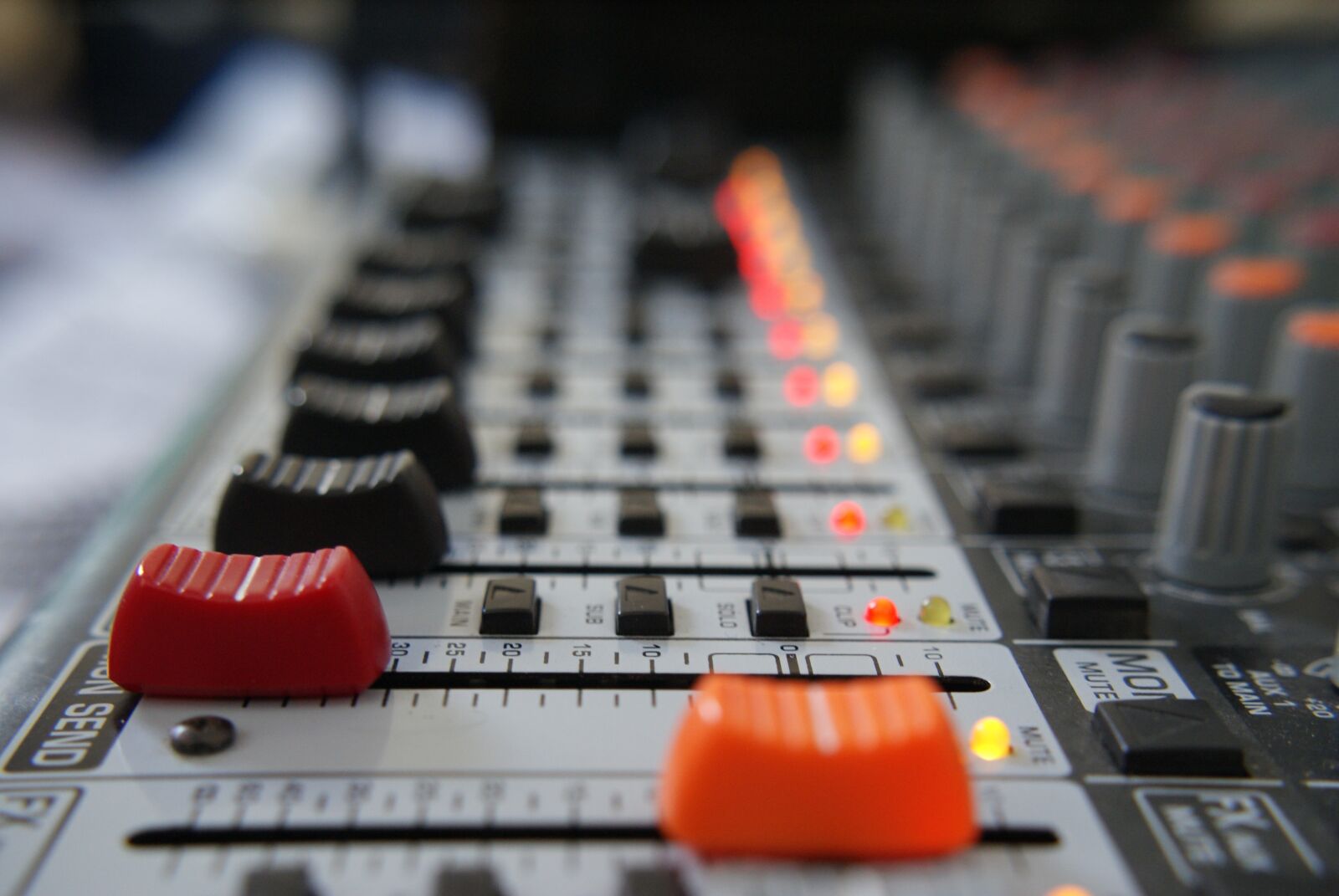 Sony Alpha DSLR-A200 sample photo. Sound table, foley, audio photography