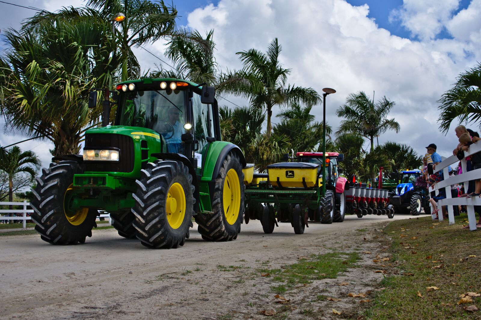 Nikon D7200 sample photo. Tractor, big, heavy photography
