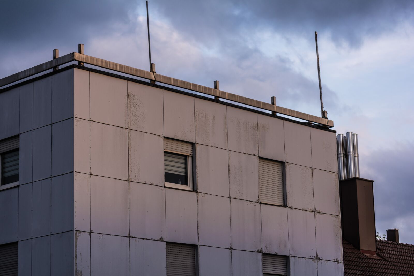 Nikon D5200 sample photo. Building, window, facade photography