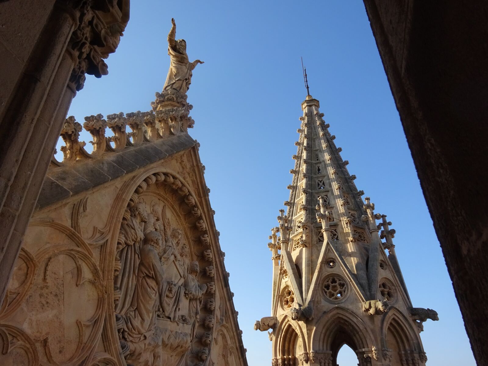 Sony Cyber-shot DSC-WX350 sample photo. Cathedral, palma, the seo photography
