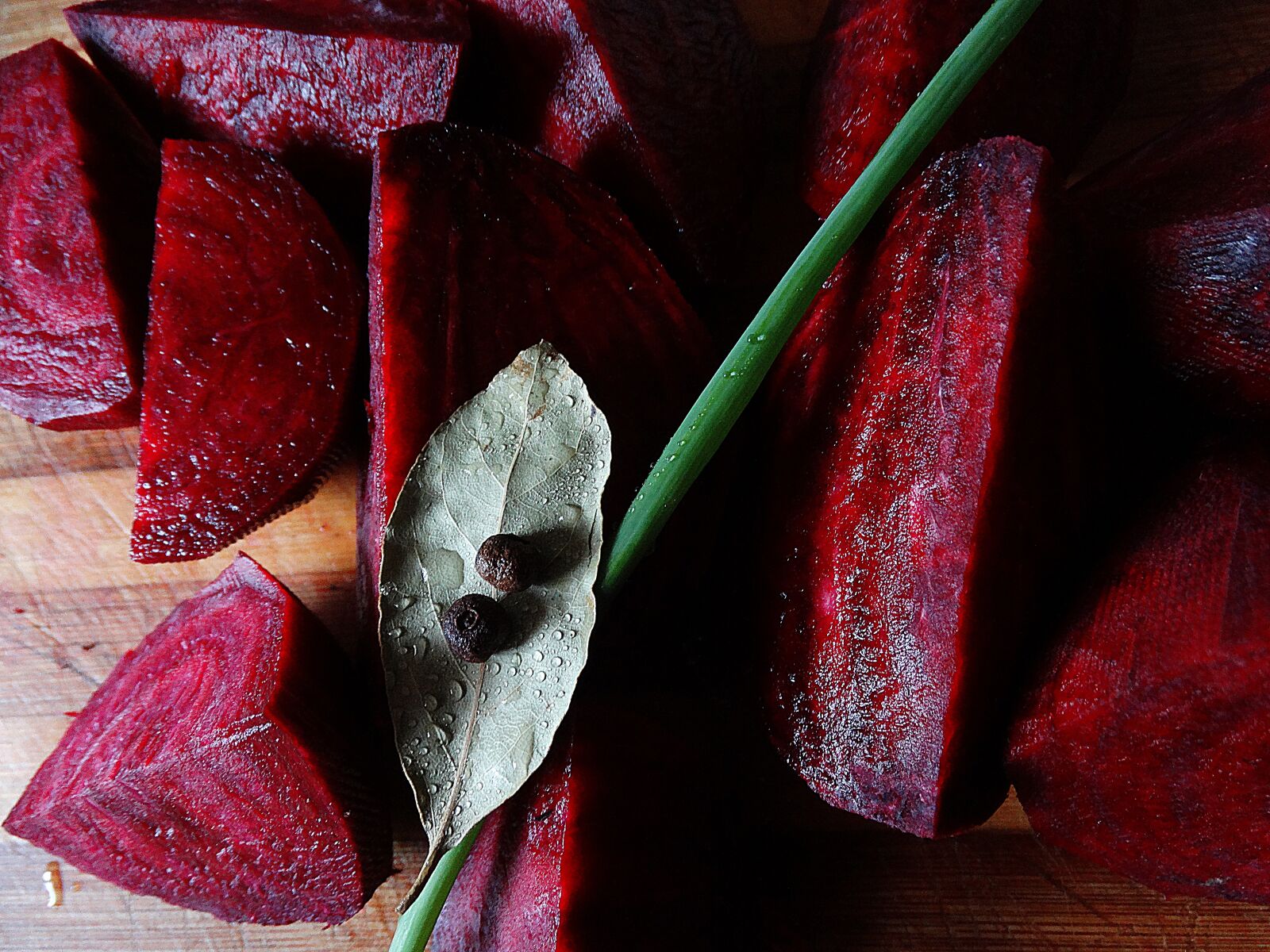 Sony Cyber-shot DSC-HX300 sample photo. Vegetables, beets, health photography