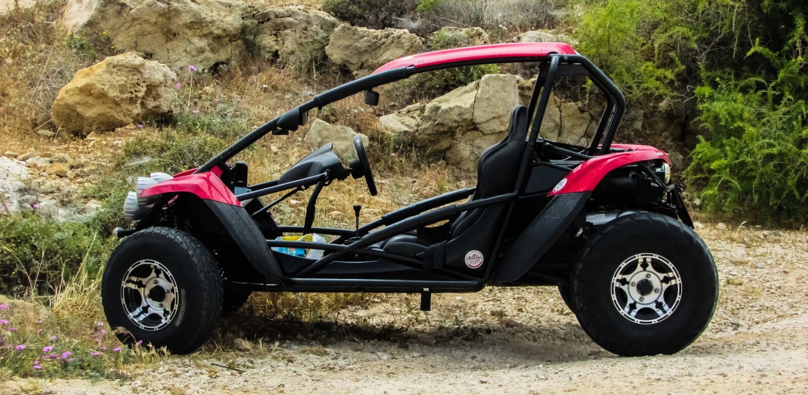 Canon PowerShot SX400 IS sample photo. Buggy, vehicle, car photography