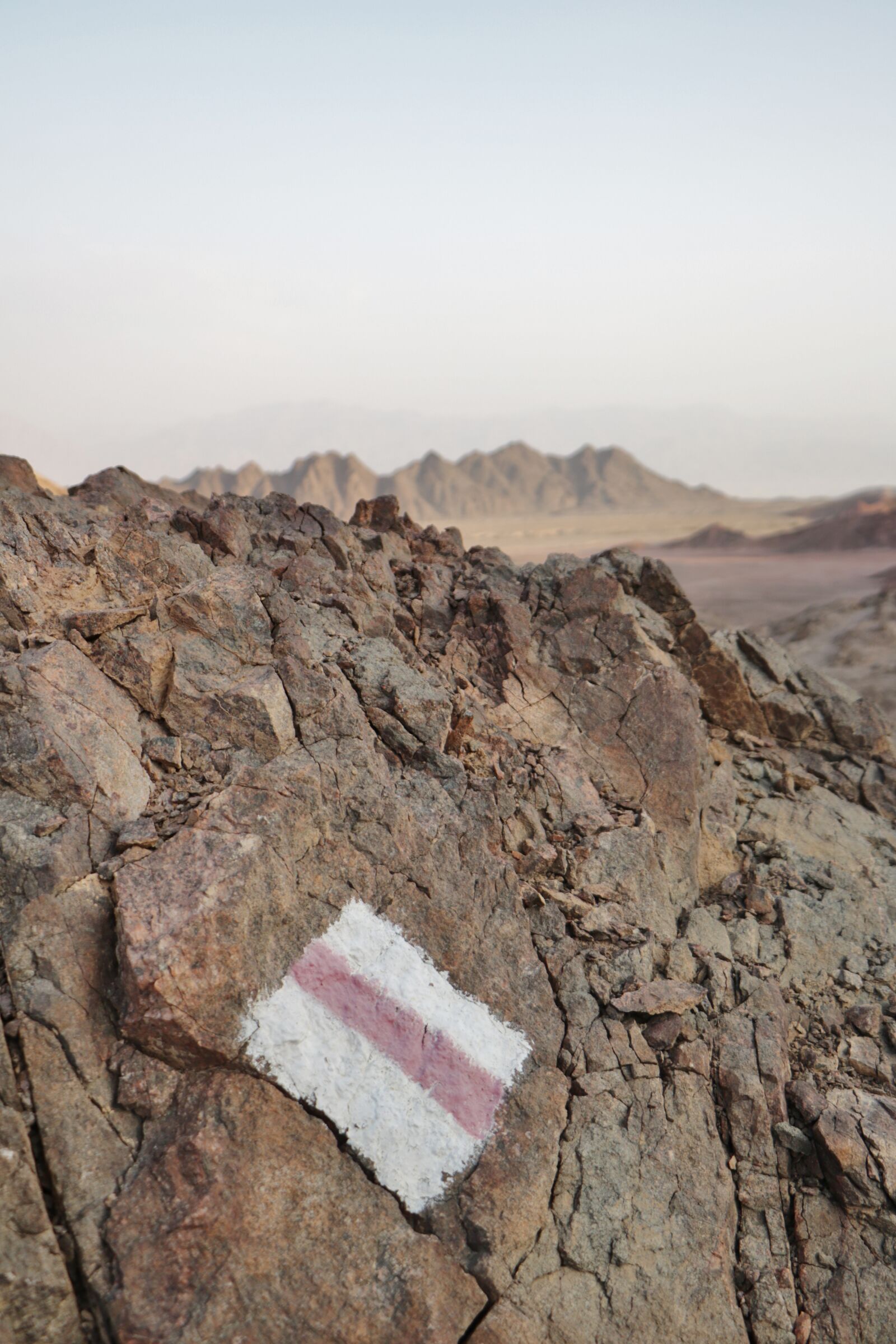 Canon EOS 760D (EOS Rebel T6s / EOS 8000D) sample photo. Desert, climbing, hike photography
