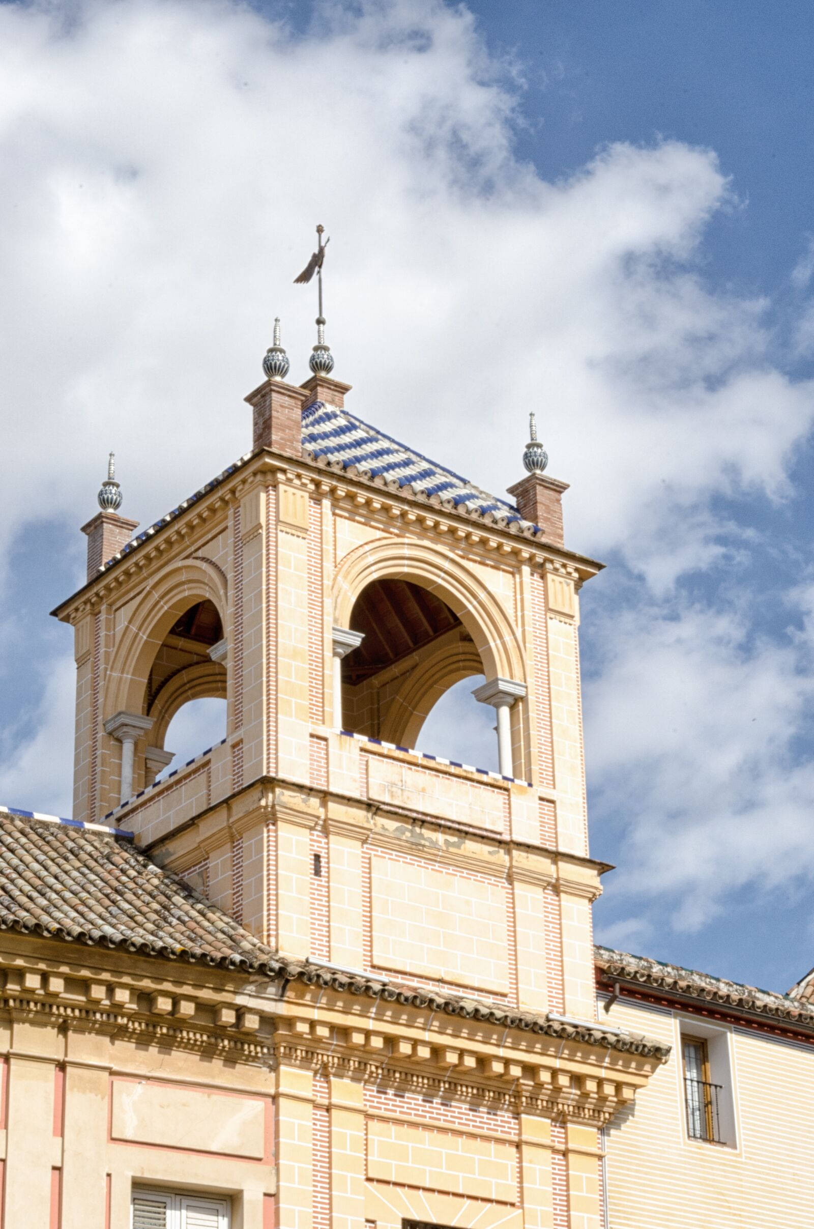 Nikon D5100 sample photo. Architecture, old, travel photography