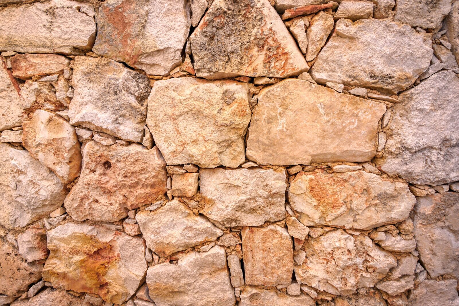 Panasonic Lumix DMC-GX8 sample photo. Wall, stone, natural stone photography