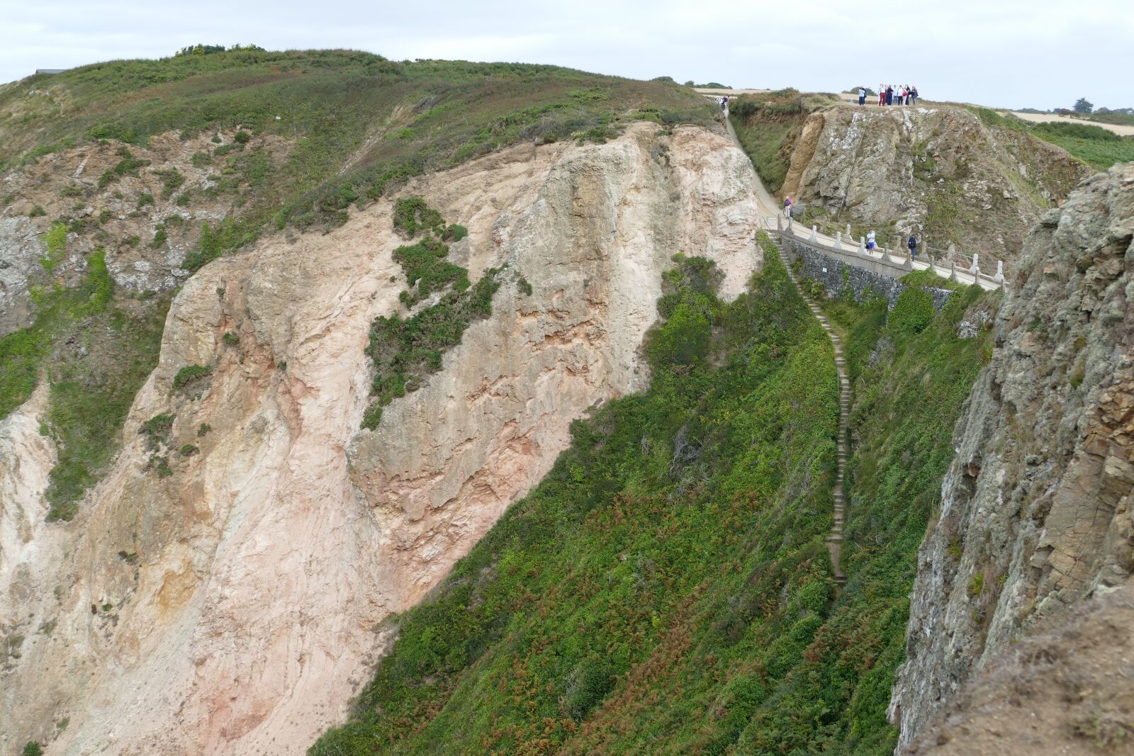 Panasonic Lumix DMC-FZ1000 sample photo. Sark, jersey, channel islands photography