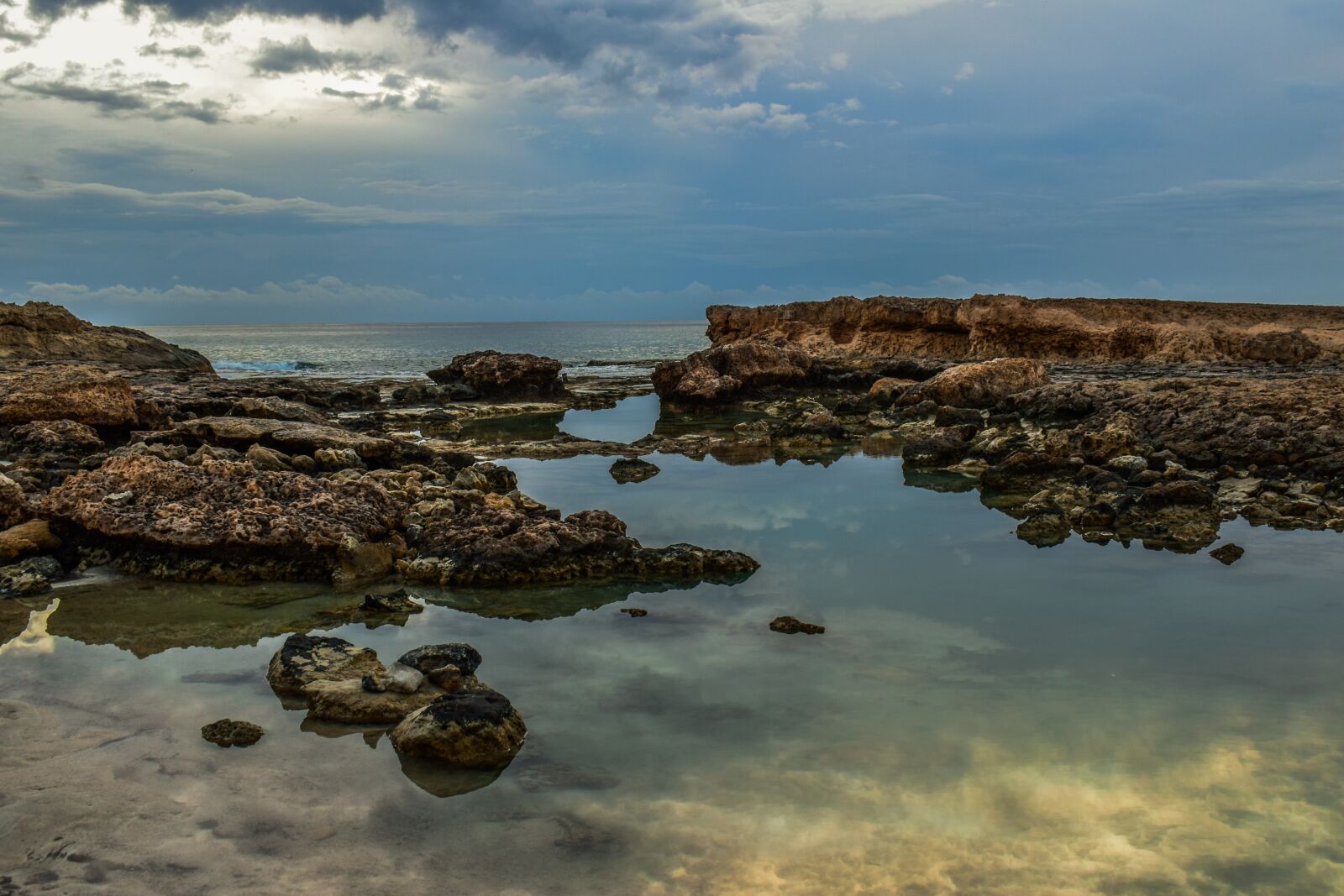 Nikon D3300 sample photo. Rocky coast, sea, overcast photography