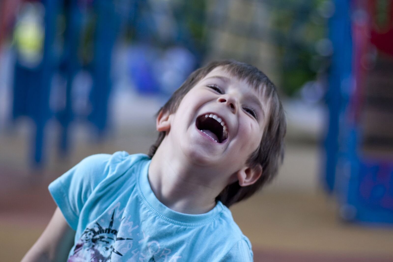 Canon EOS 500D (EOS Rebel T1i / EOS Kiss X3) sample photo. Child, laughter, happy photography