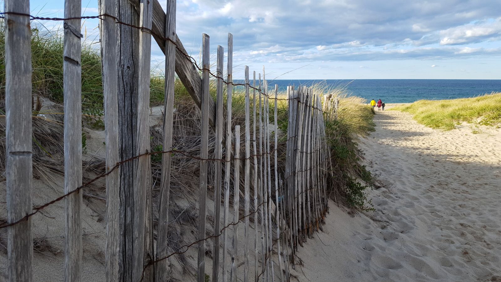 Samsung Galaxy S6 sample photo. Beach, fence, wooden photography