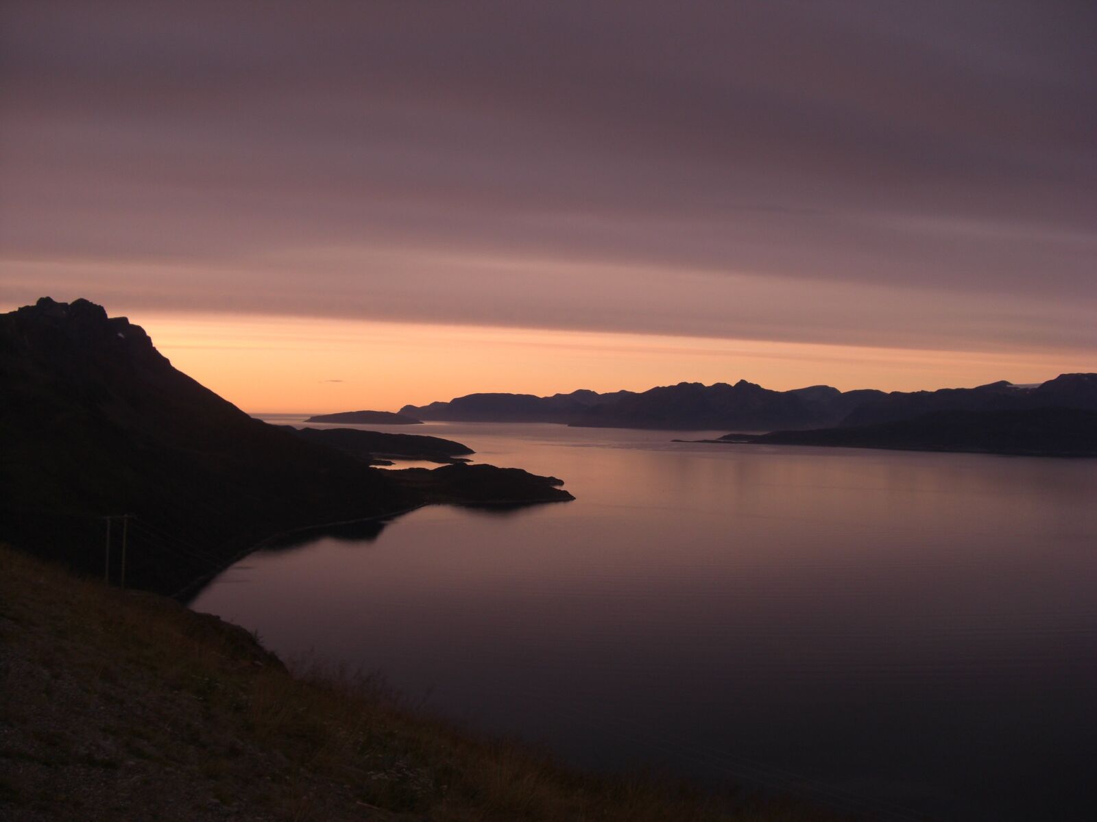 CASIO EX-Z1200 sample photo. Lofoten, sea, sunset photography