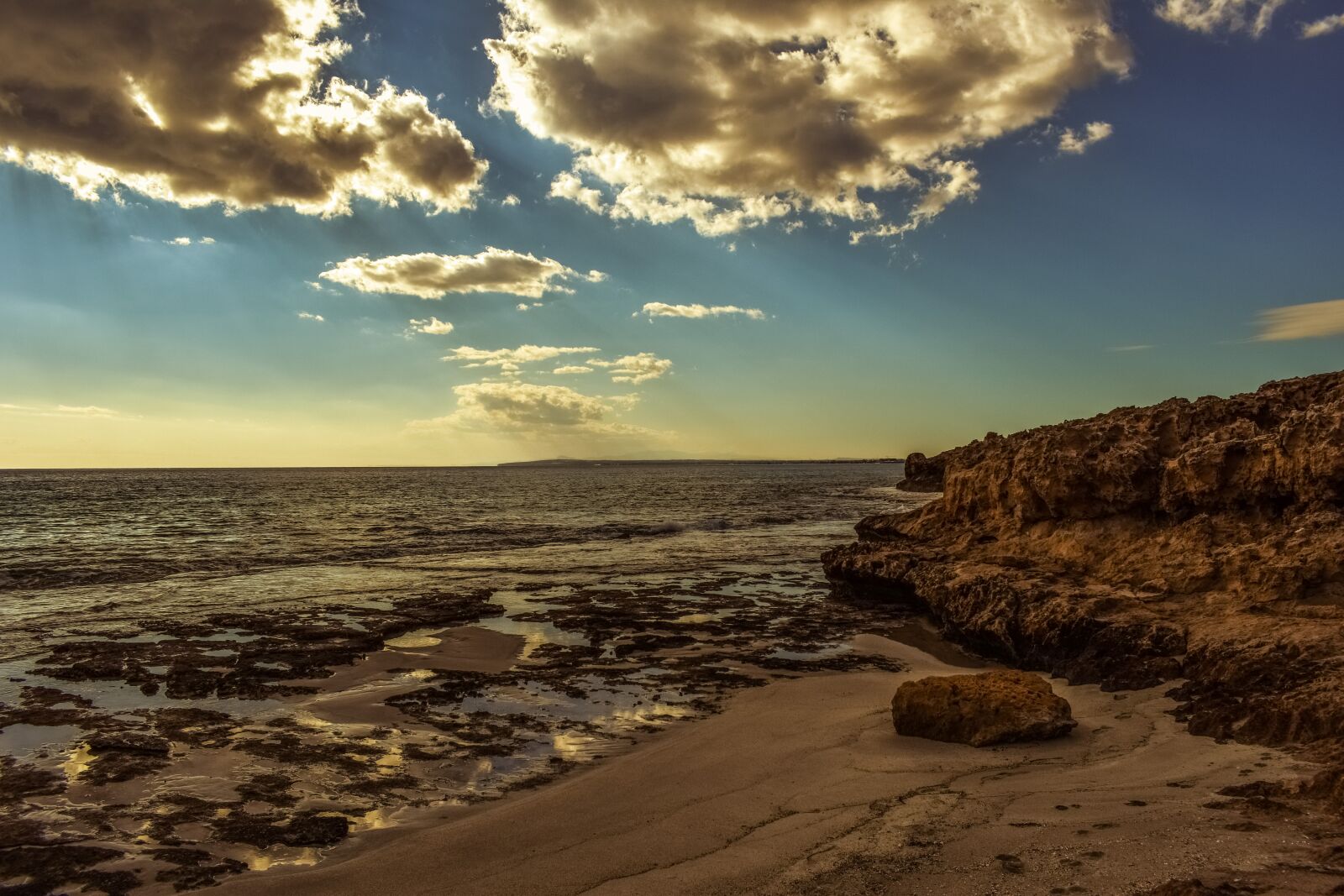 Nikon D3300 sample photo. Beach, cove, sea photography