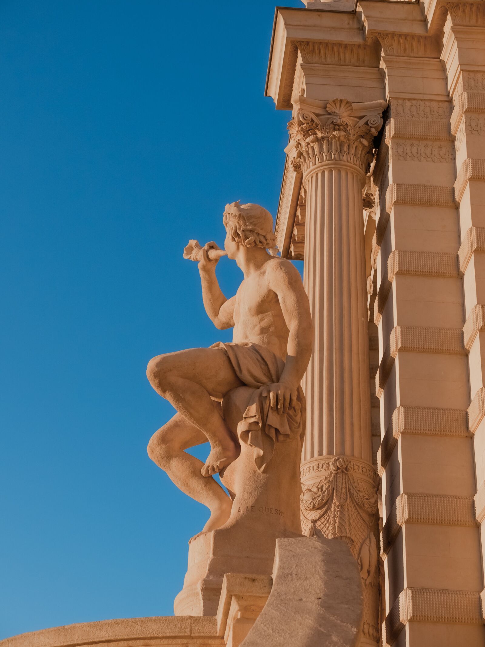 Fujifilm X30 sample photo. France, marseille, statue photography