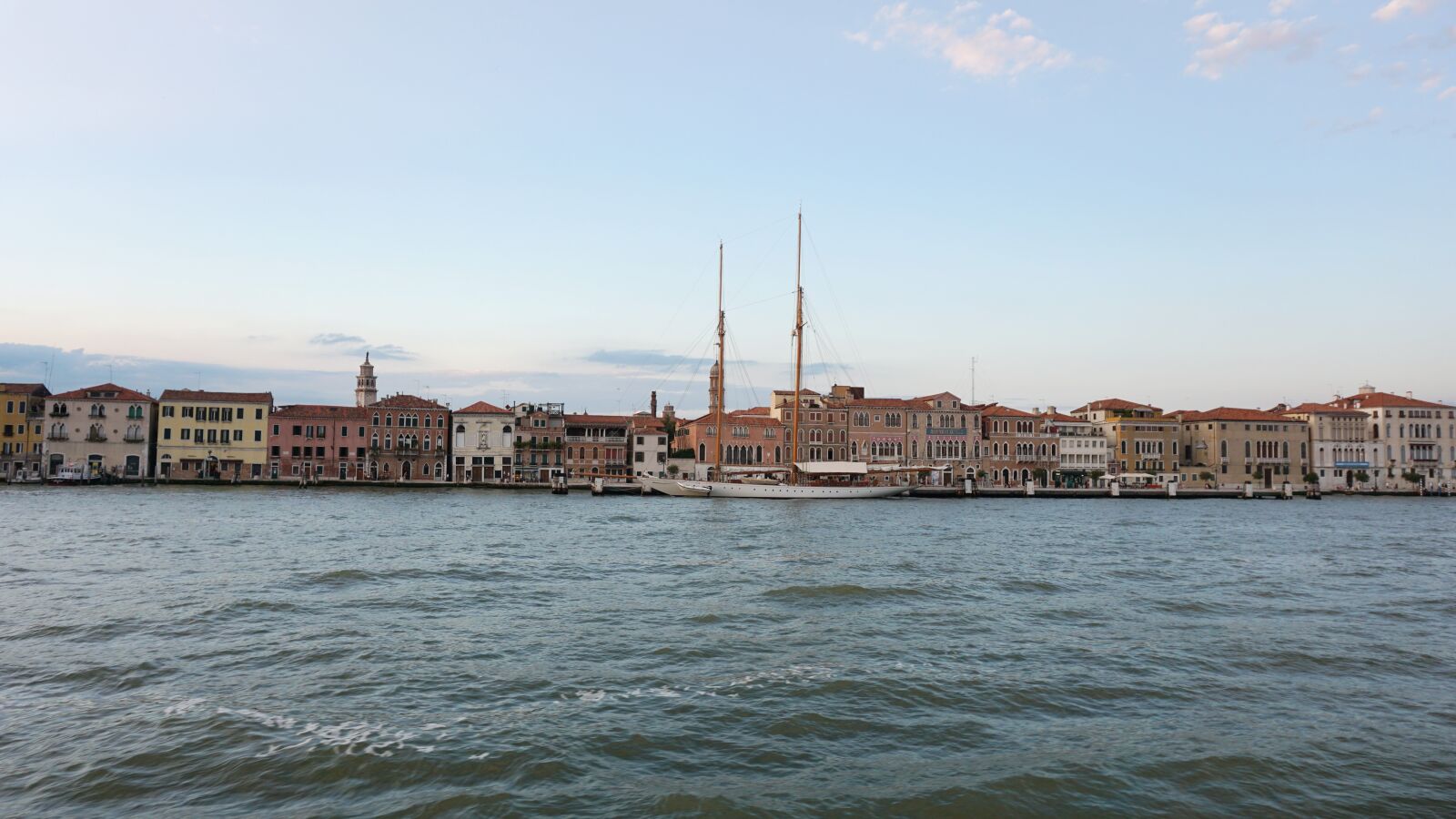 Sony a6000 sample photo. Venice, city, water photography