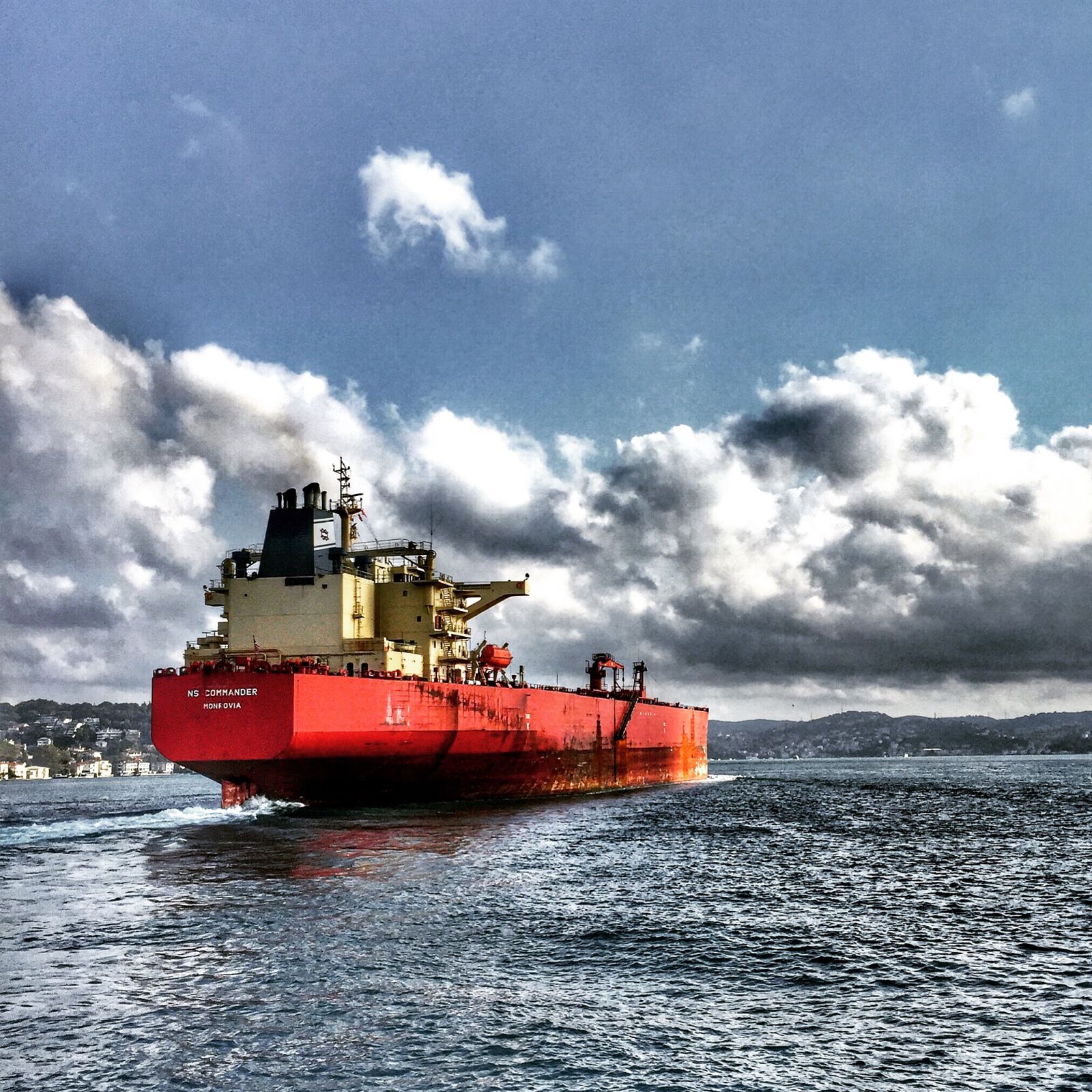 iPhone 6 back camera 4.15mm f/2.2 sample photo. Cargo, ship, on, the photography