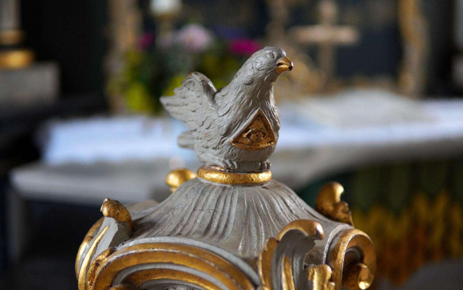 30mm F1.4 DC DN | Contemporary 016 sample photo. Dove, church, carving photography