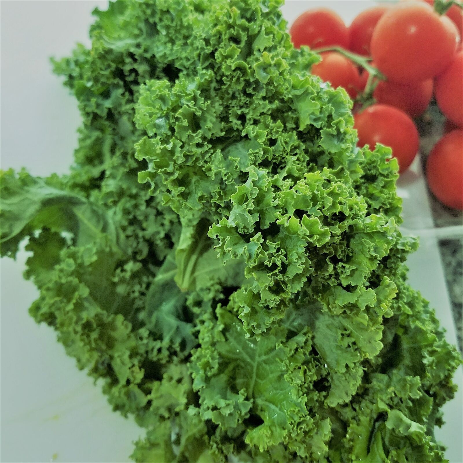 Samsung Galaxy S7 sample photo. Kale, salad, fresh photography