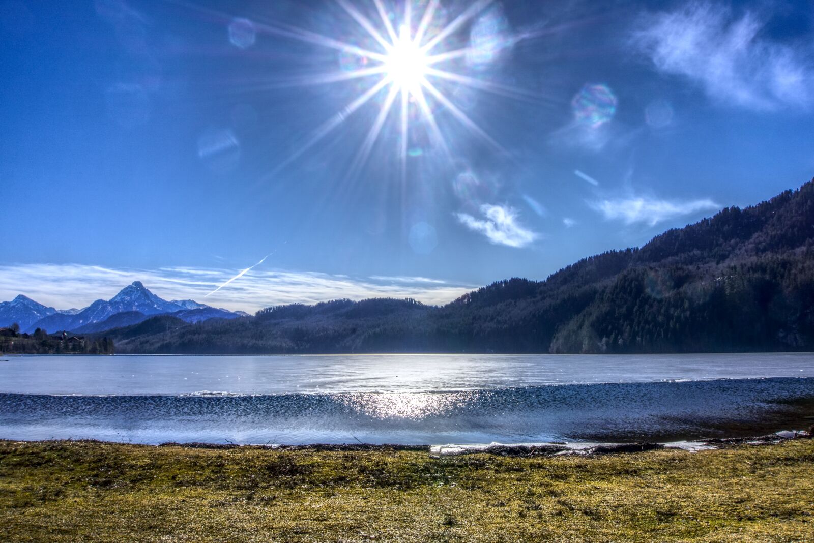Sony E 16-50mm F3.5-5.6 PZ OSS sample photo. Sun, backlighting, dazzling star photography