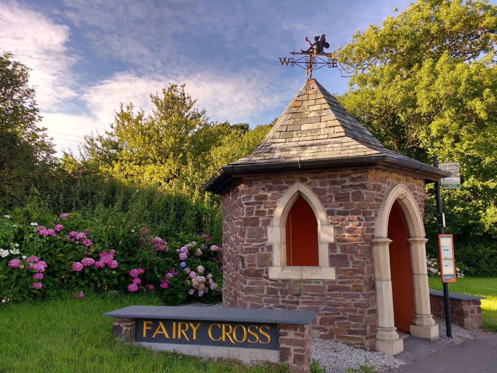 Motorola MotoG3 sample photo. Fairy cross, devon, bus photography