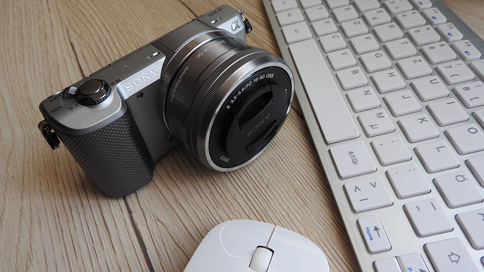 Nikon Coolpix P610 sample photo. Camera, keyboard, digital camera photography