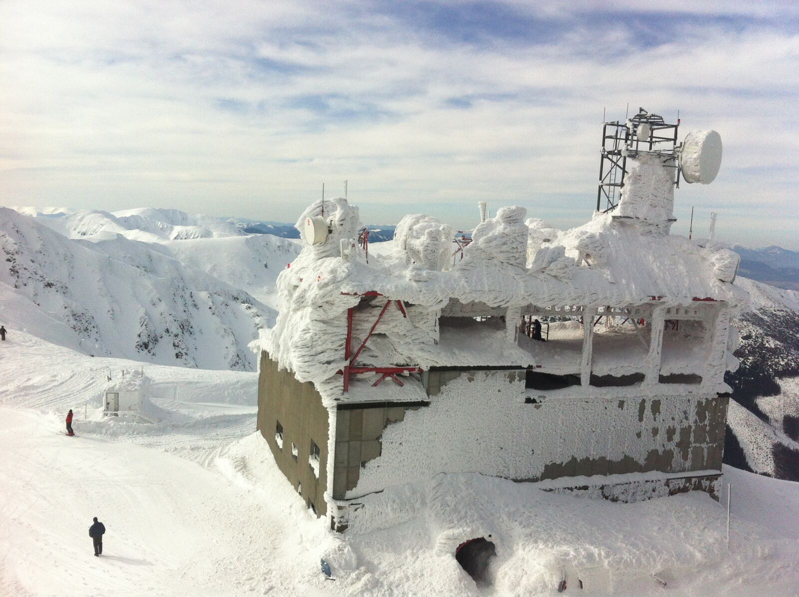 Apple iPhone 4 sample photo. Snow, mountain station, ice photography