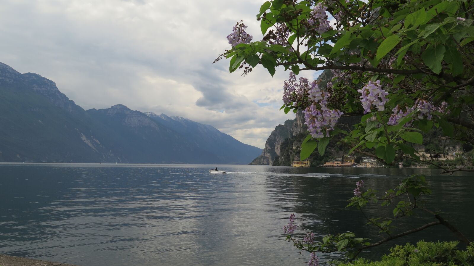 Canon PowerShot G16 sample photo. Garda, riva, lake photography