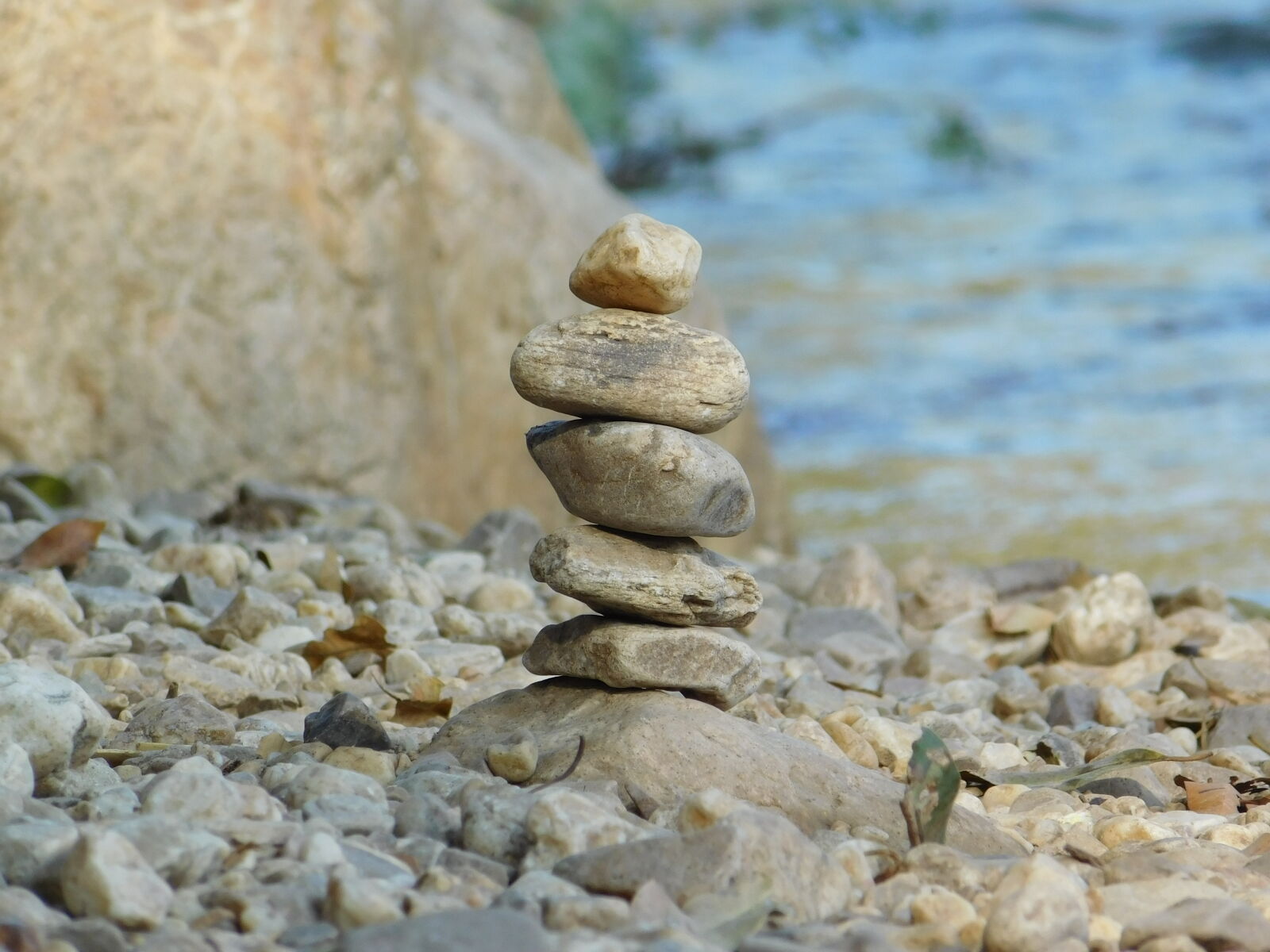 Nikon Coolpix L840 sample photo. River, stack, stone photography