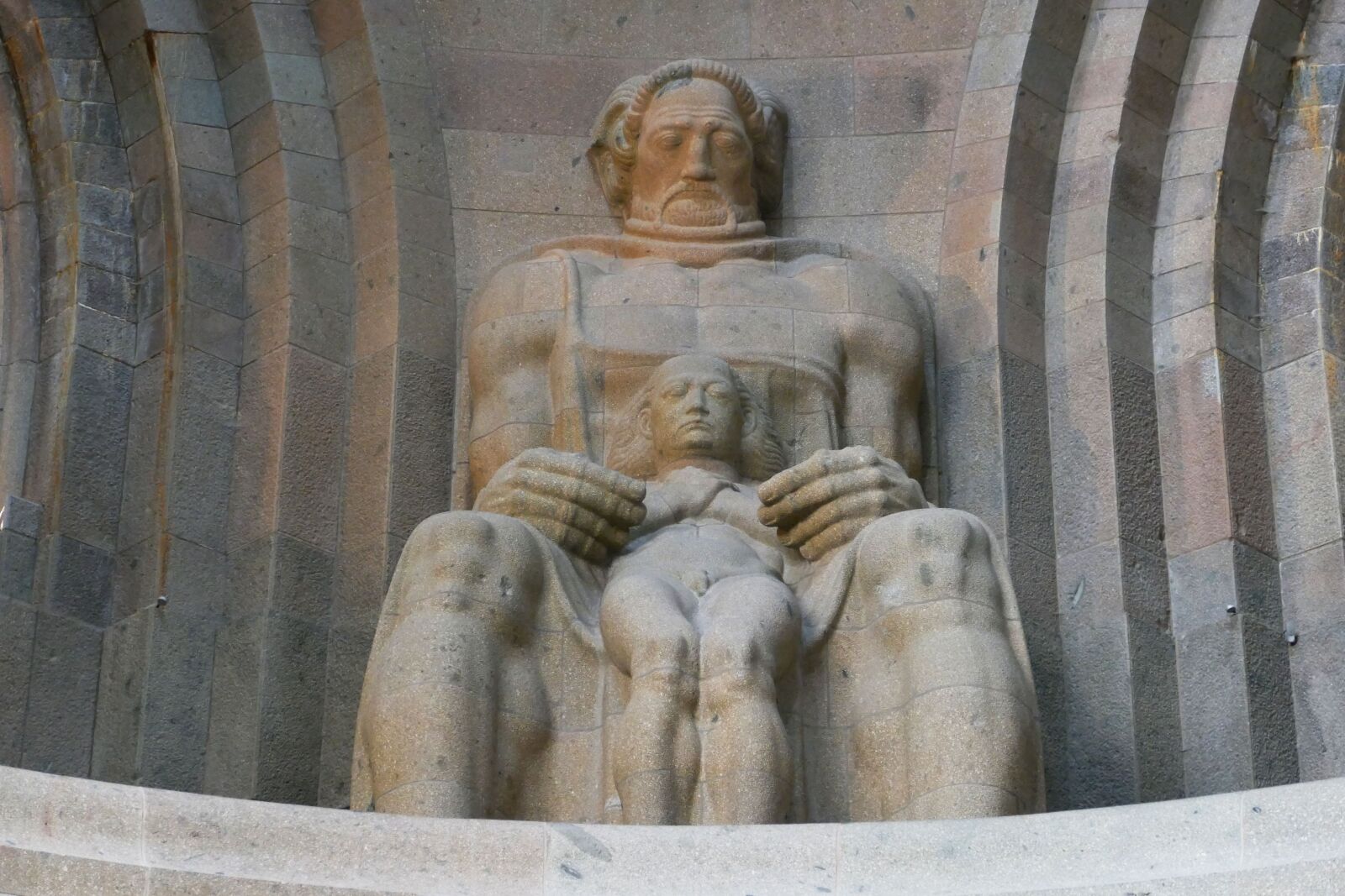 Panasonic Lumix DMC-FZ1000 sample photo. Leipzig, völkerschlachtdenkmal, monument photography