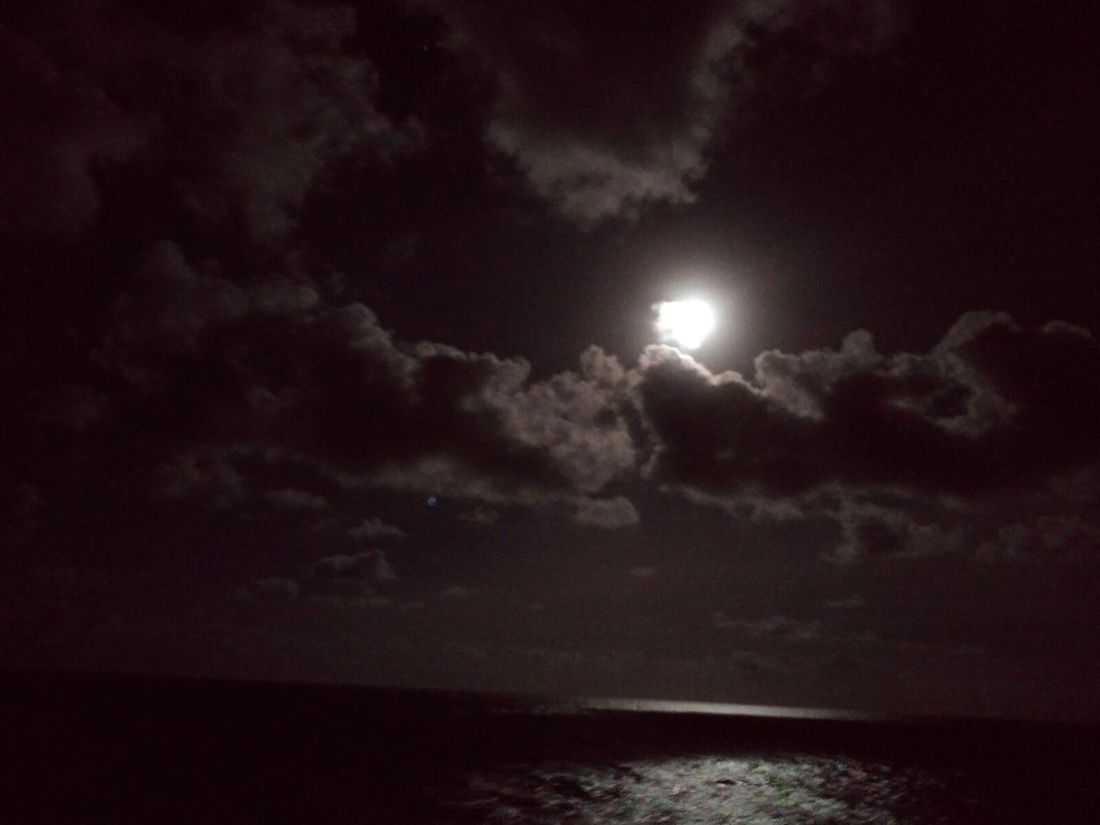 LG STYLO 4 sample photo. Moon, ocean, clouds photography