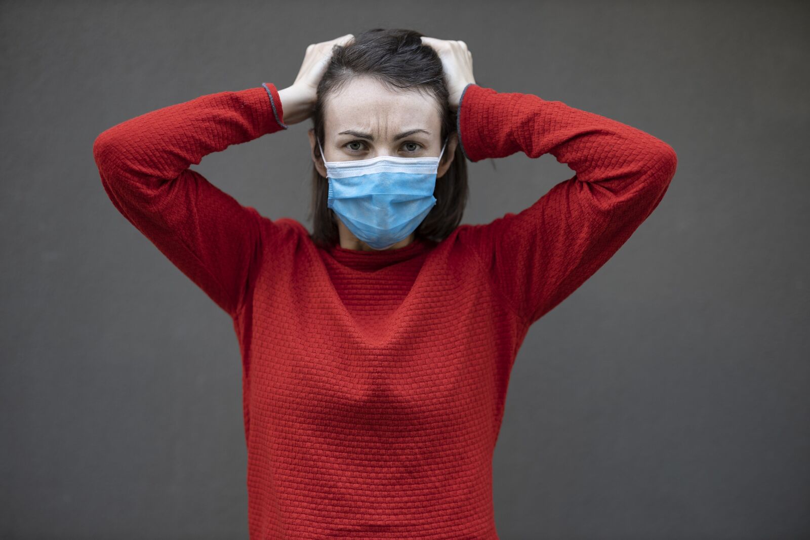Canon EOS R + Canon RF 85mm F1.2L USM sample photo. Mask, coronavirus, quarantine photography