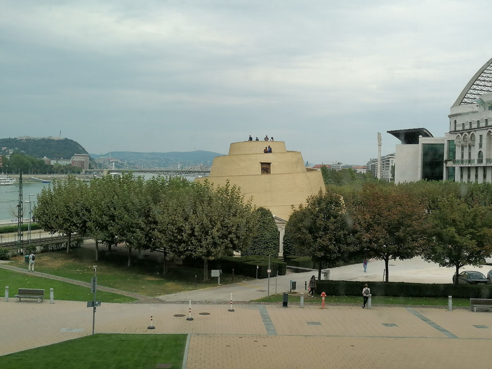 HUAWEI P30 LITE sample photo. Budapest, palace of arts photography