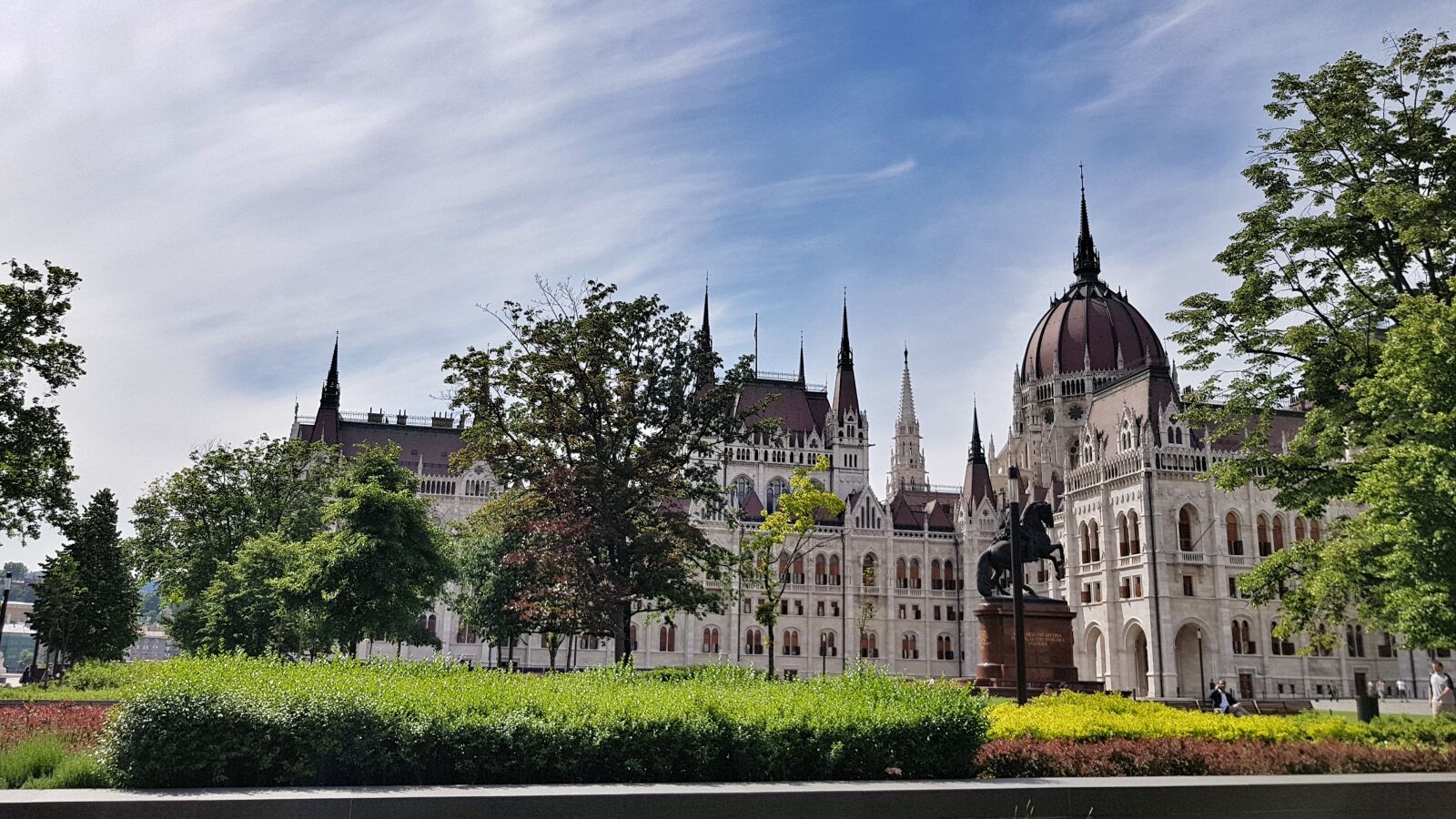 Samsung Galaxy S8 sample photo. Budapest, architecture, building photography