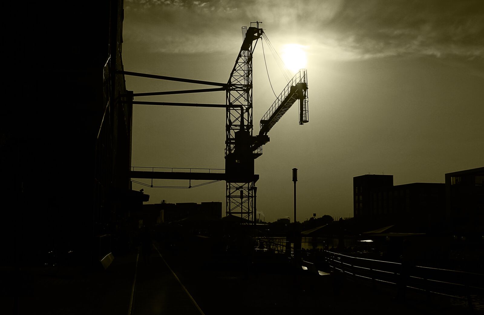 Canon EF-S 18-55mm F3.5-5.6 IS sample photo. Port, crane, silhouette photography