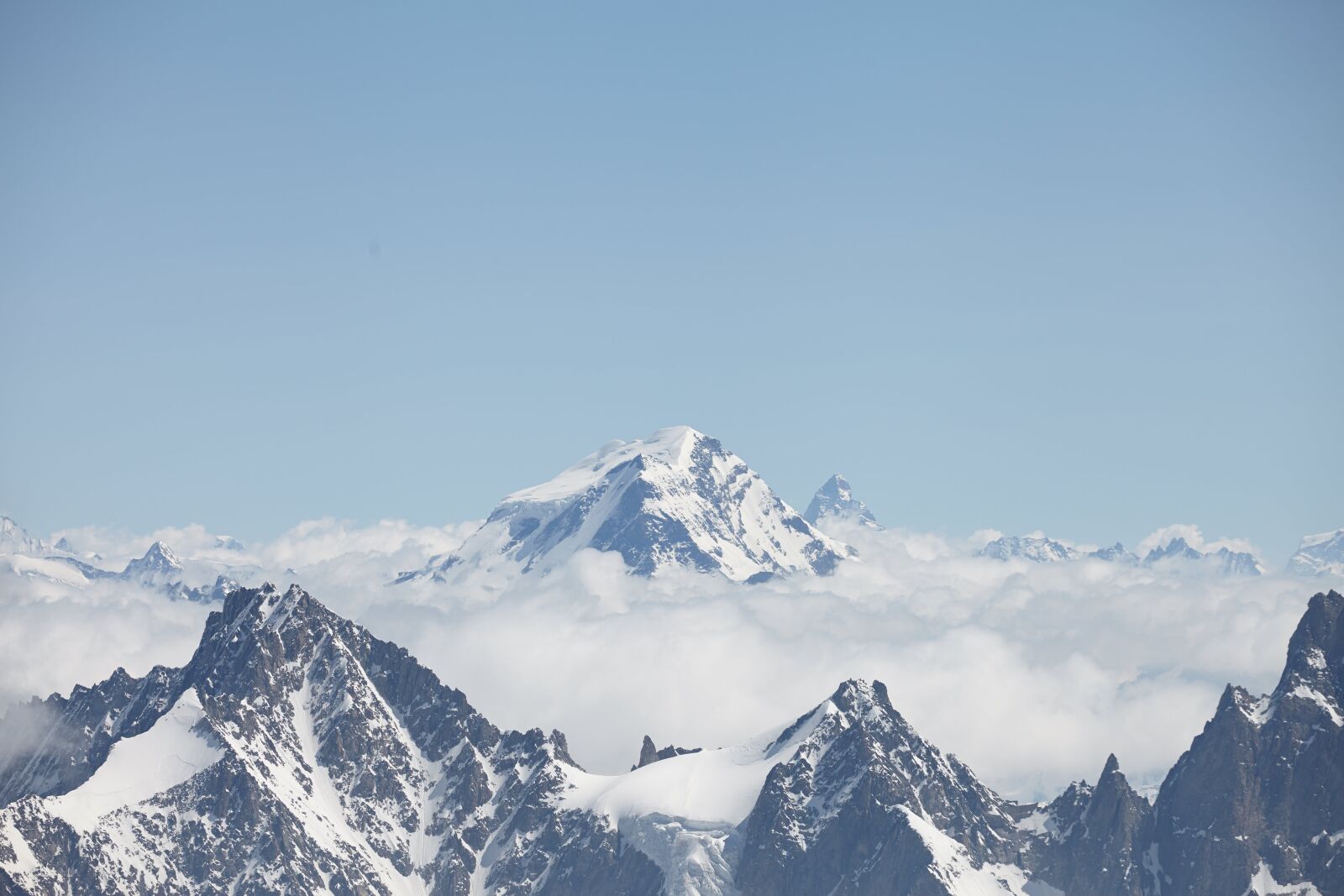 Canon EOS 5D Mark II sample photo. Chamonix, clouds, peak photography