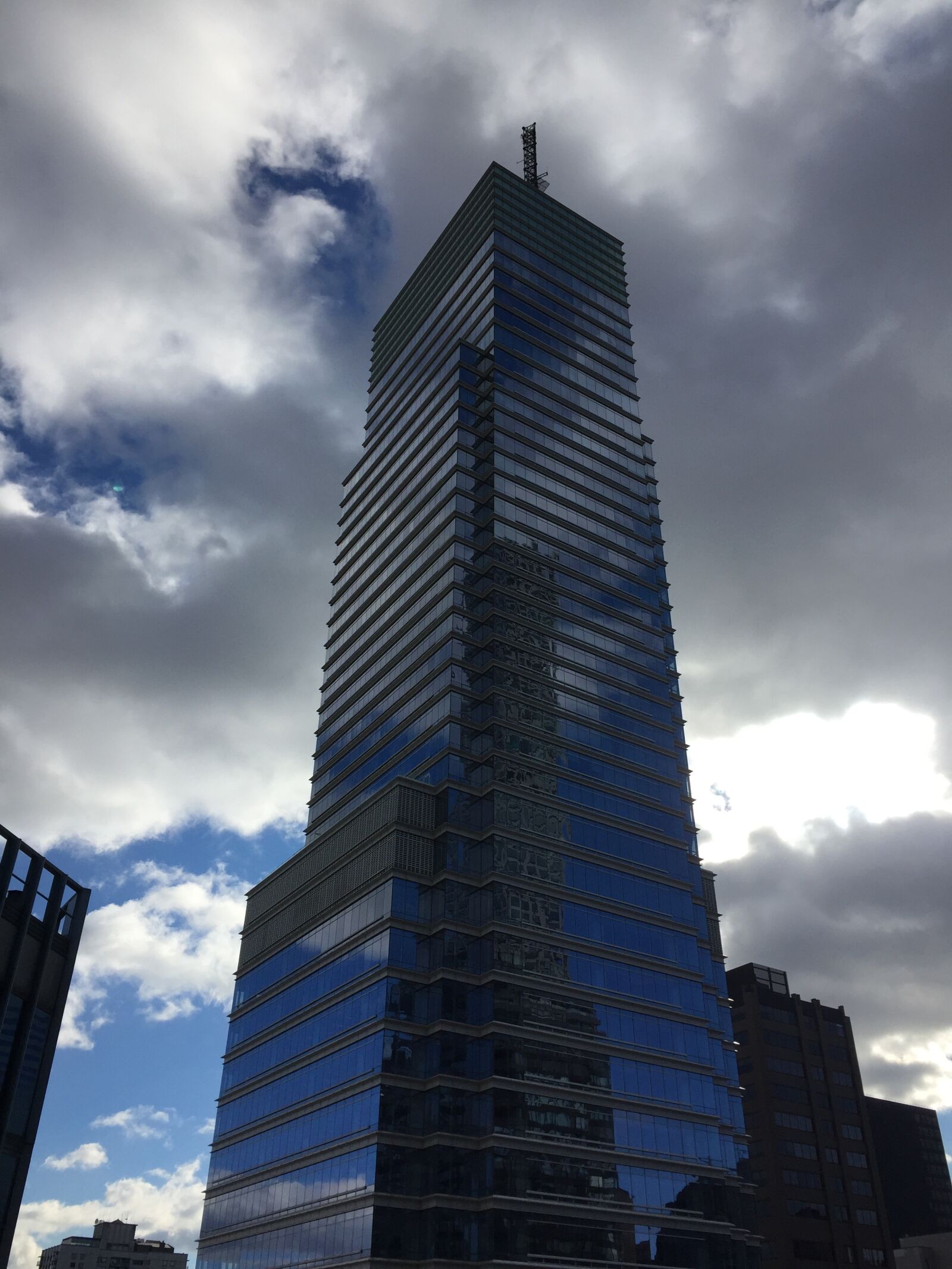 Apple iPhone 6 sample photo. Building, skyscraper, manhattan photography