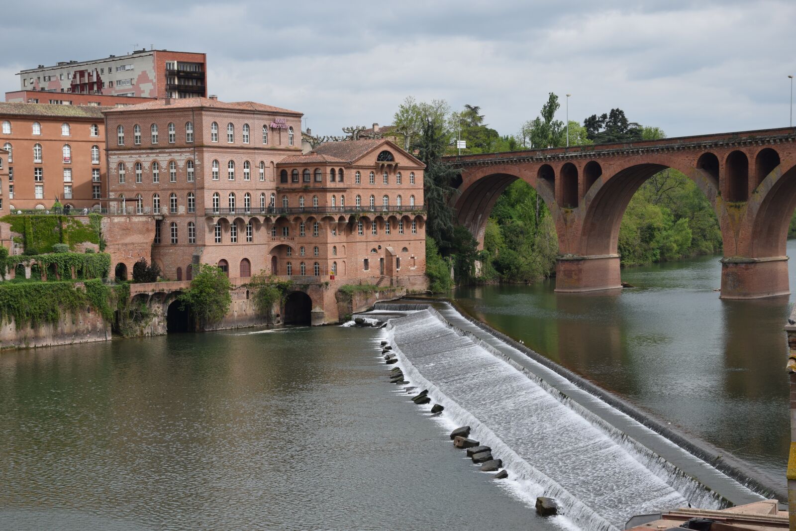 Nikon D3300 sample photo. Albí, tolouseloutrec, river photography