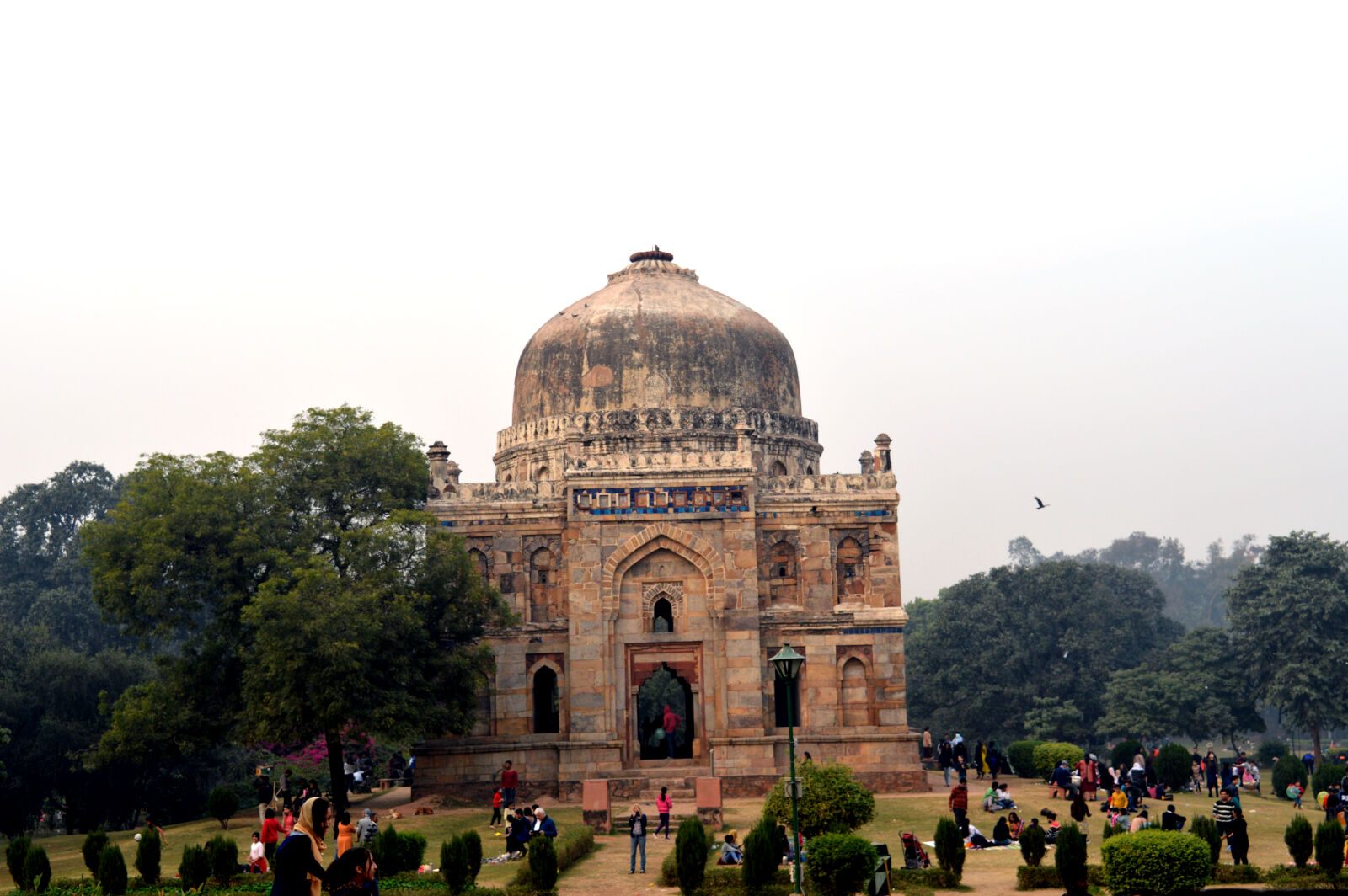 Nikon D3200 sample photo. Green, monument photography