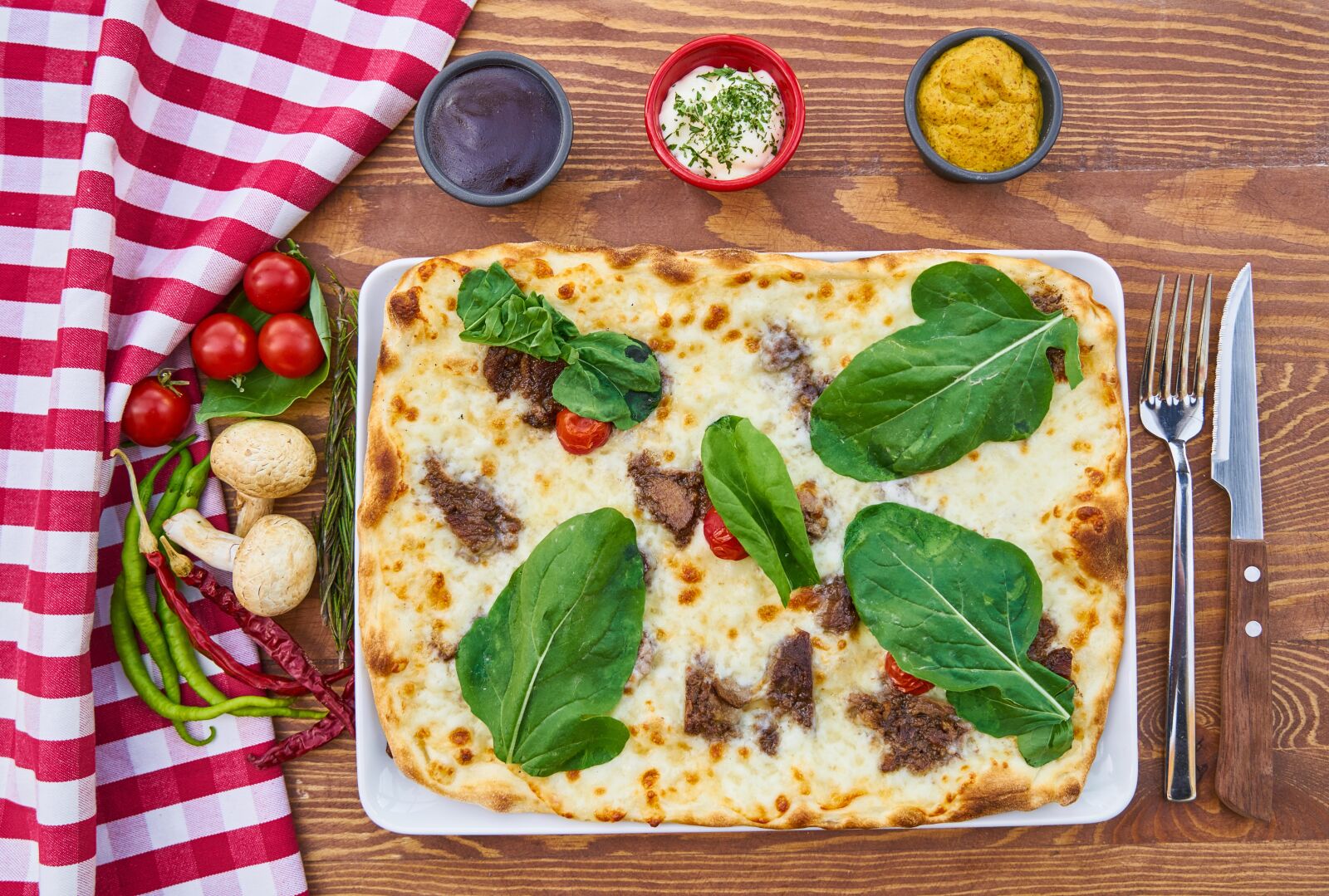 Sony a7R II sample photo. Pizza, breakfast, vegetable photography