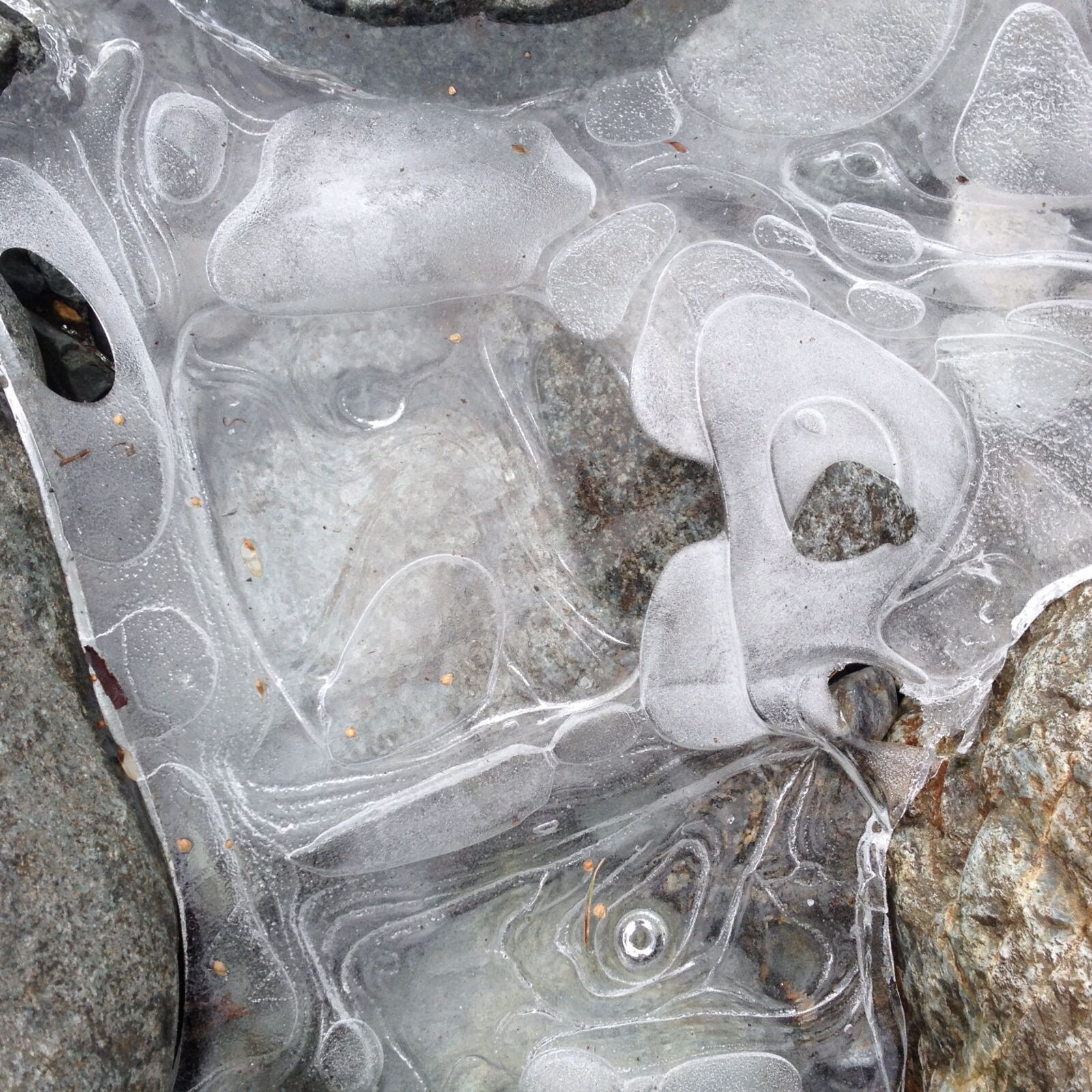 Apple iPhone 4S sample photo. Canada, frozen, river, ice photography