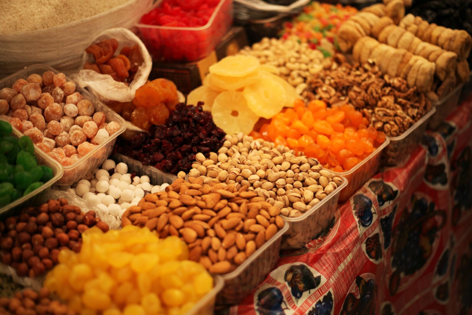 Canon EOS 5D Mark II sample photo. Food, market, healthy photography