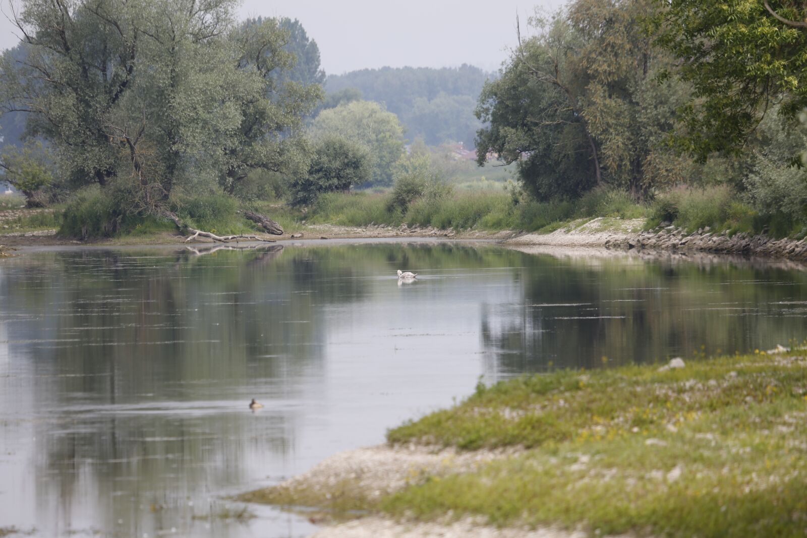 Canon EF 100-400mm F4.5-5.6L IS USM sample photo. Lake, water, landscape photography