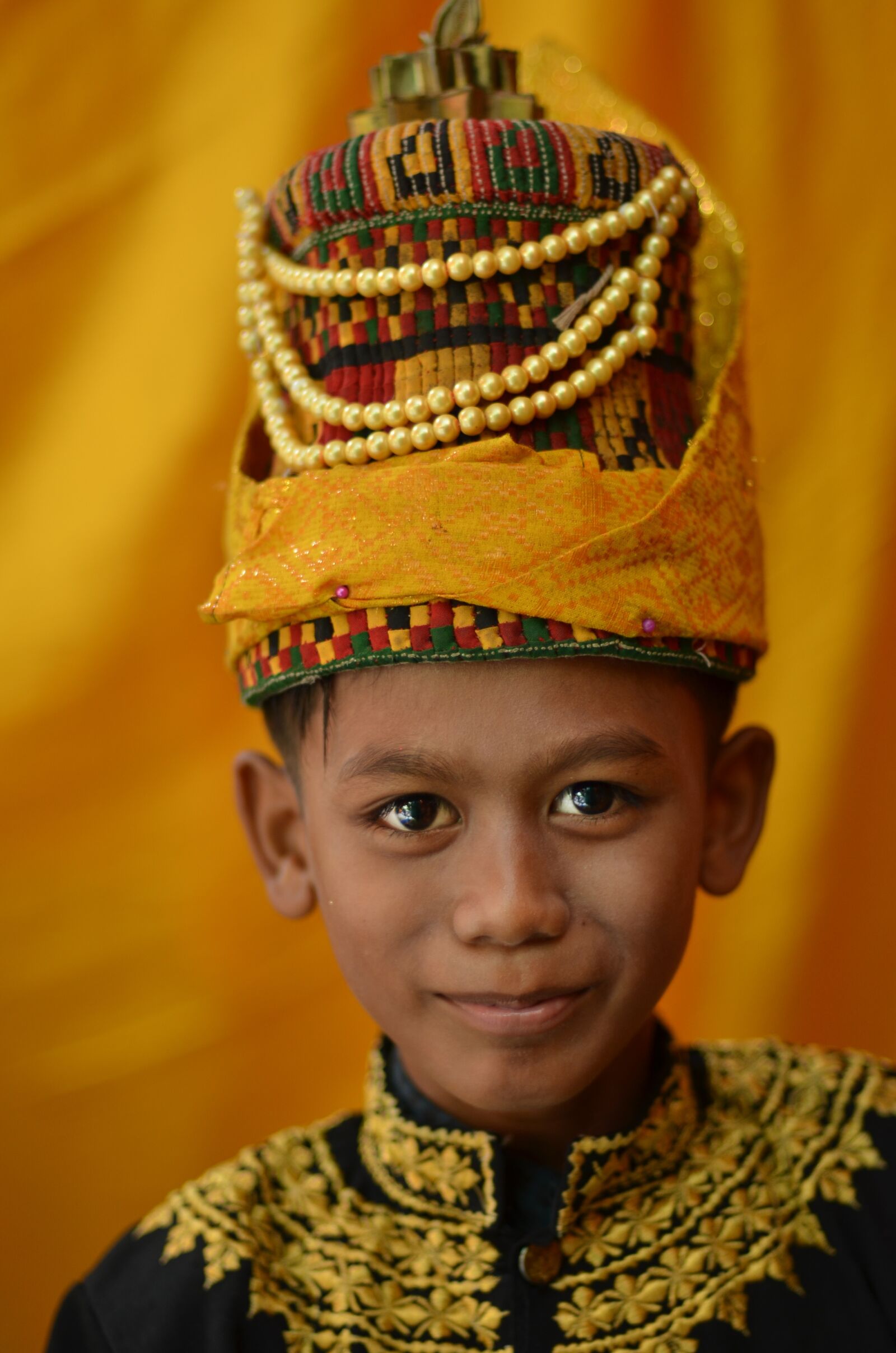 Nikon D7000 sample photo. Child, people, yellow photography