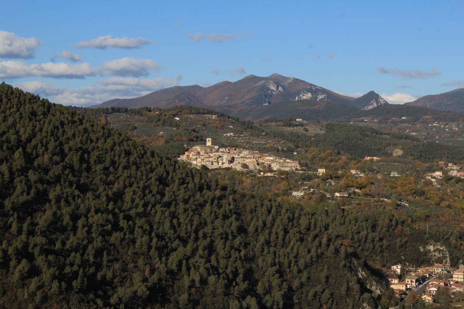 Canon EOS 600D (Rebel EOS T3i / EOS Kiss X5) sample photo. Assisi, umbria, italy photography