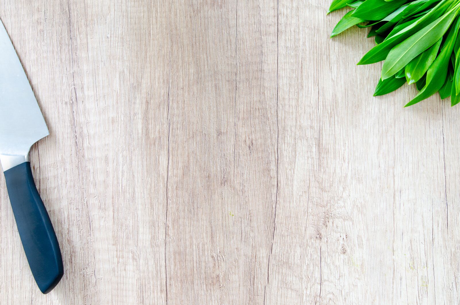 Nikon D5100 sample photo. Wood, table, breakfast photography